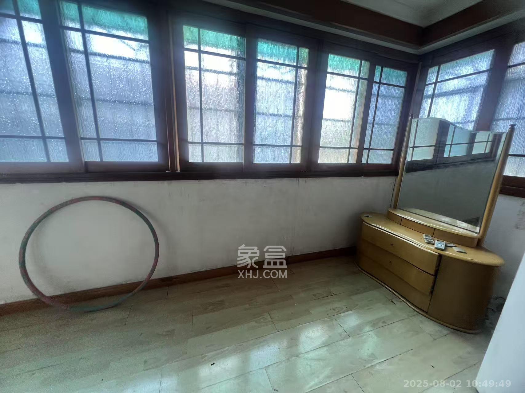 东南明苑 2室2厅1卫 1600.0元/月 东南明苑 2室2厅1卫 1600.0元/月室内图