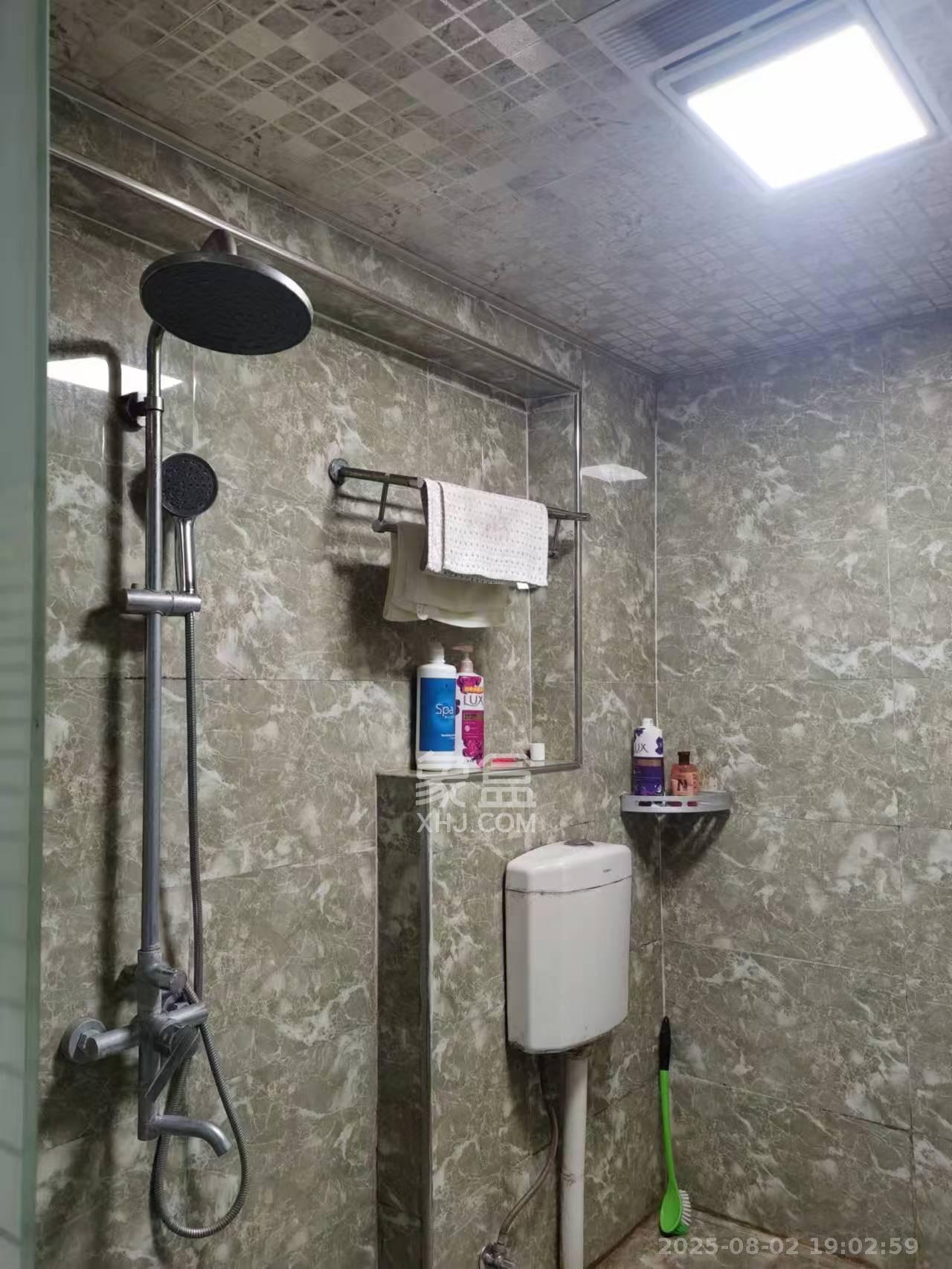 瑞都华庭(华庭美苑) 3室2厅1卫 2600.0元/月 瑞都华庭(华庭美苑) 3室2厅1卫 2600.0元/月室内图