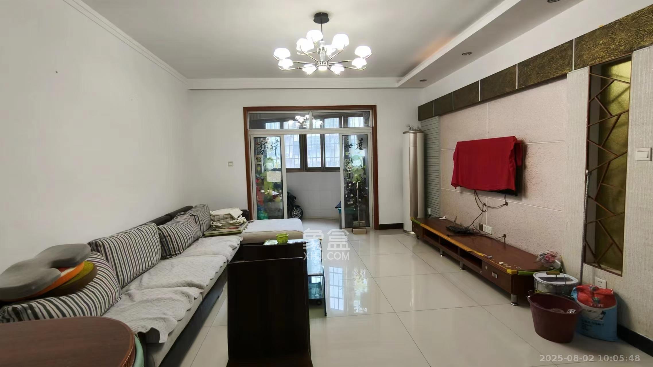 荣鑫家园 3室2厅2卫 1800.0元/月 荣鑫家园 3室2厅2卫 1800.0元/月室内图