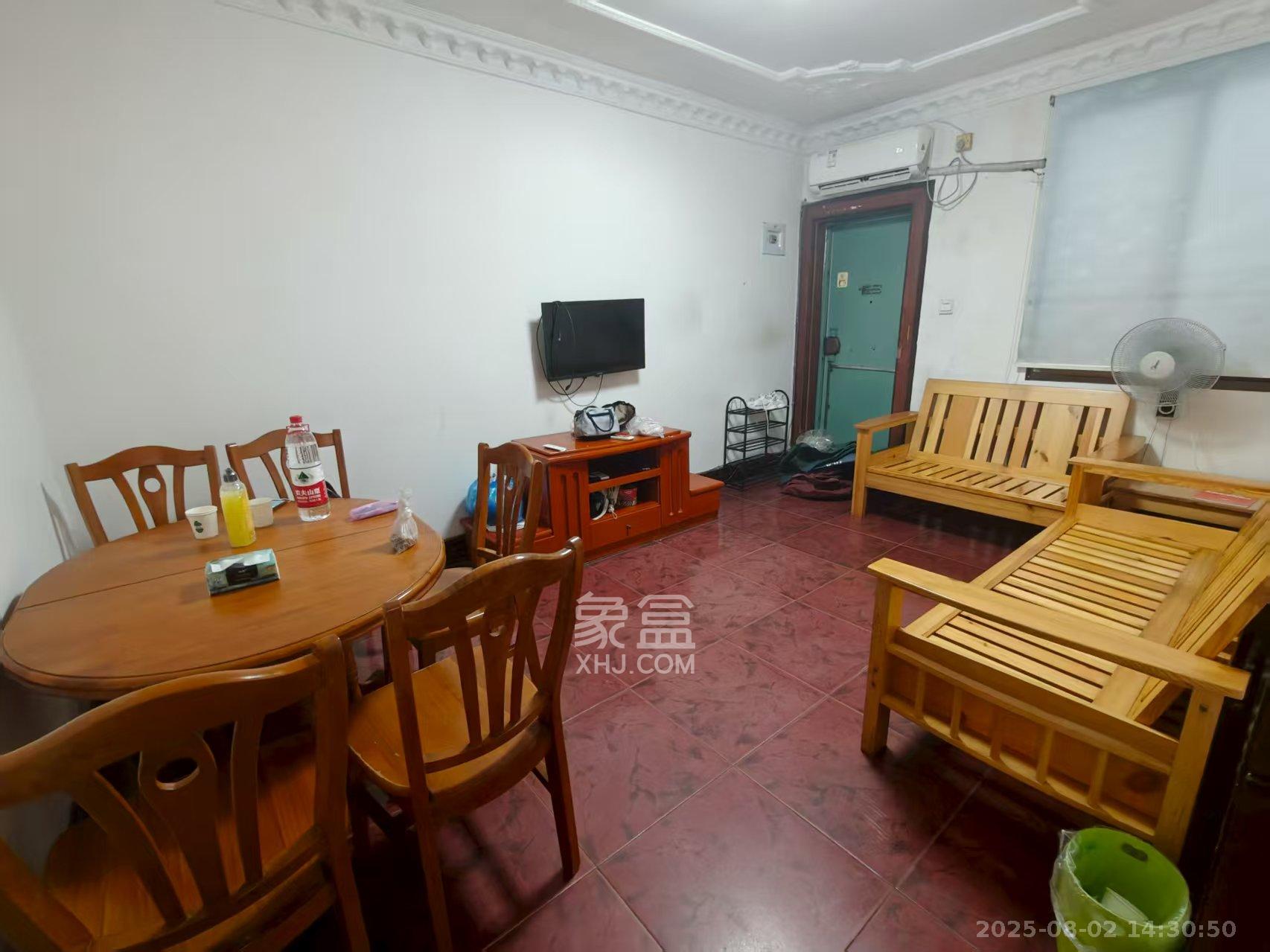 长郡花园  3室1厅1卫    2800.0元/月 长郡花园  3室1厅1卫    2800.0元/月室内图