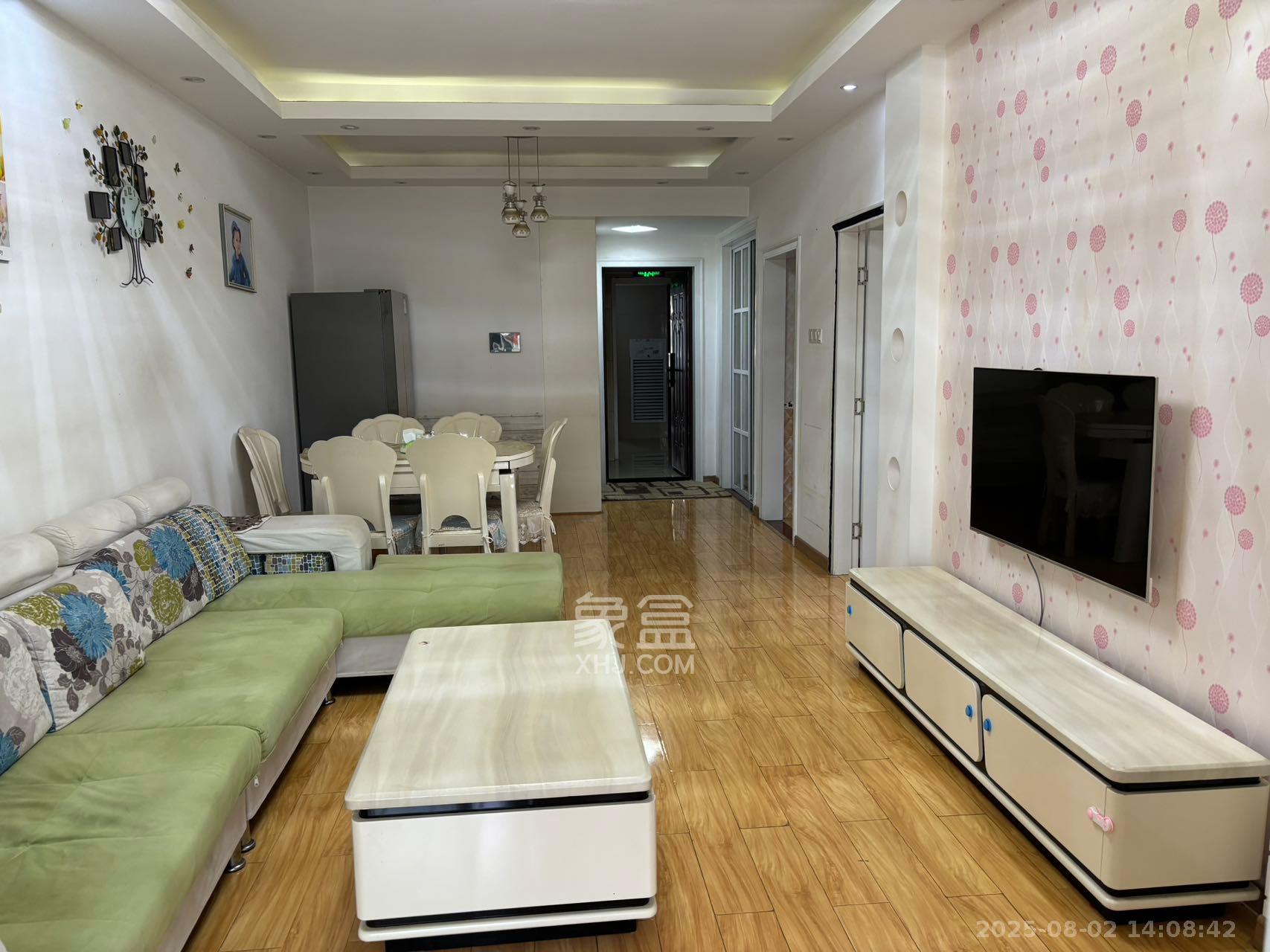 米兰春天  3室2厅1卫    1800.0元/月 米兰春天  3室2厅1卫    1800.0元/月室内图