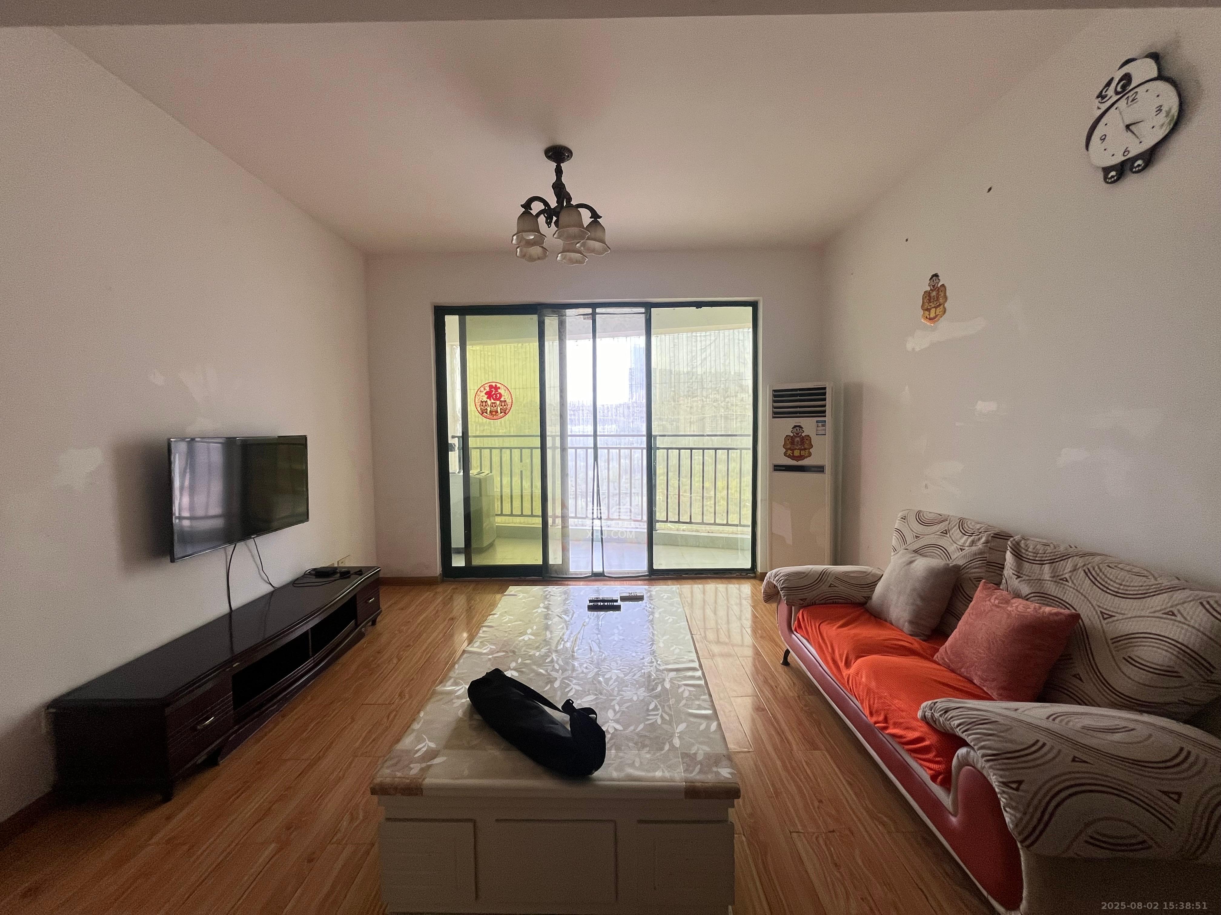 湖韵佳苑 3室2厅1卫 3100.0元/月 湖韵佳苑 3室2厅1卫 3100.0元/月室内图