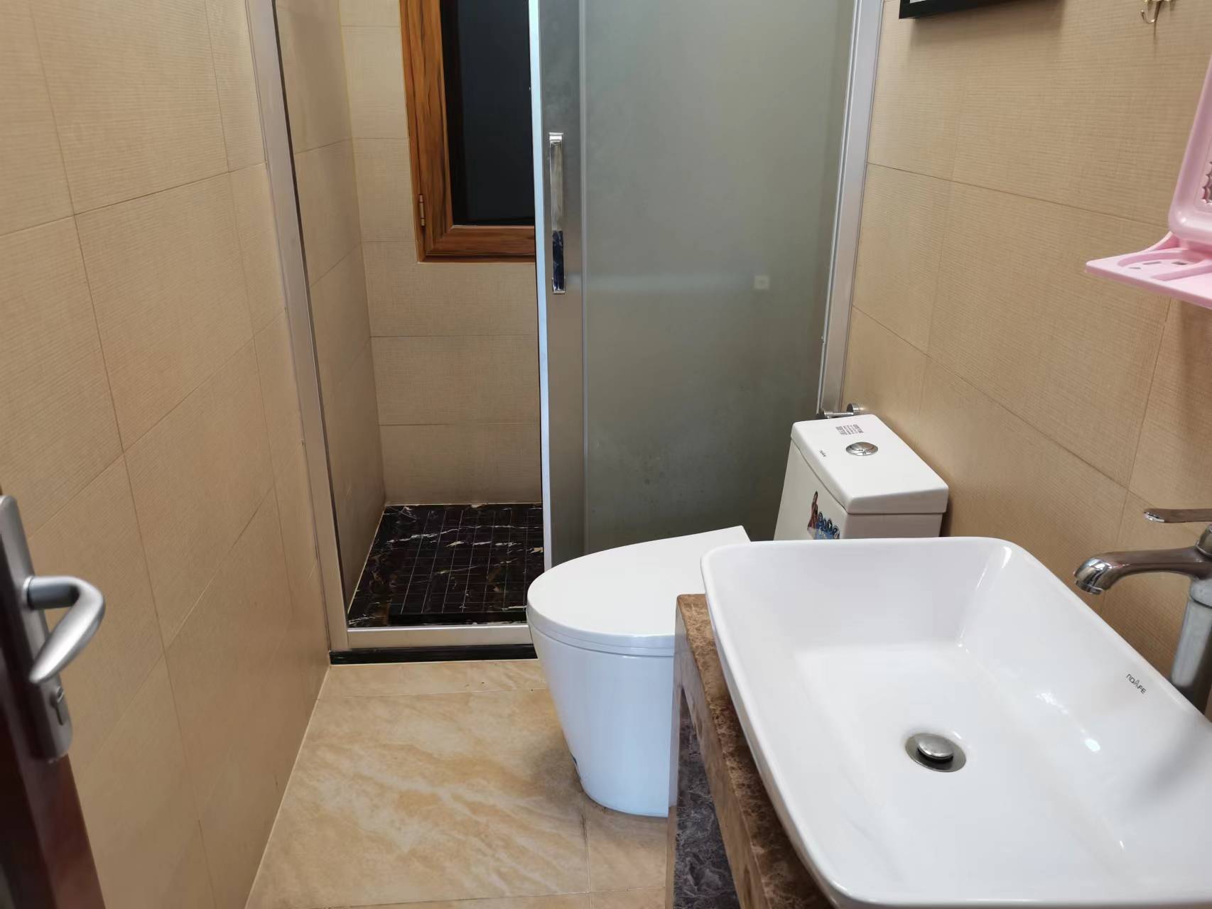 鸿洲江山 8室2厅4卫 15000.0元/月 鸿洲江山 8室2厅4卫 15000.0元/月室内图