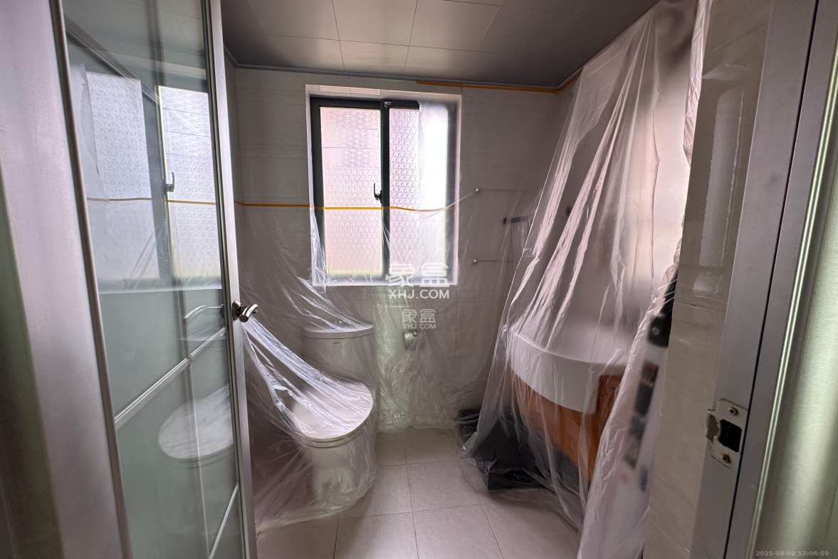 上海城小区  4室2厅2卫    2800.0元/月 上海城小区  4室2厅2卫    2800.0元/月室内图