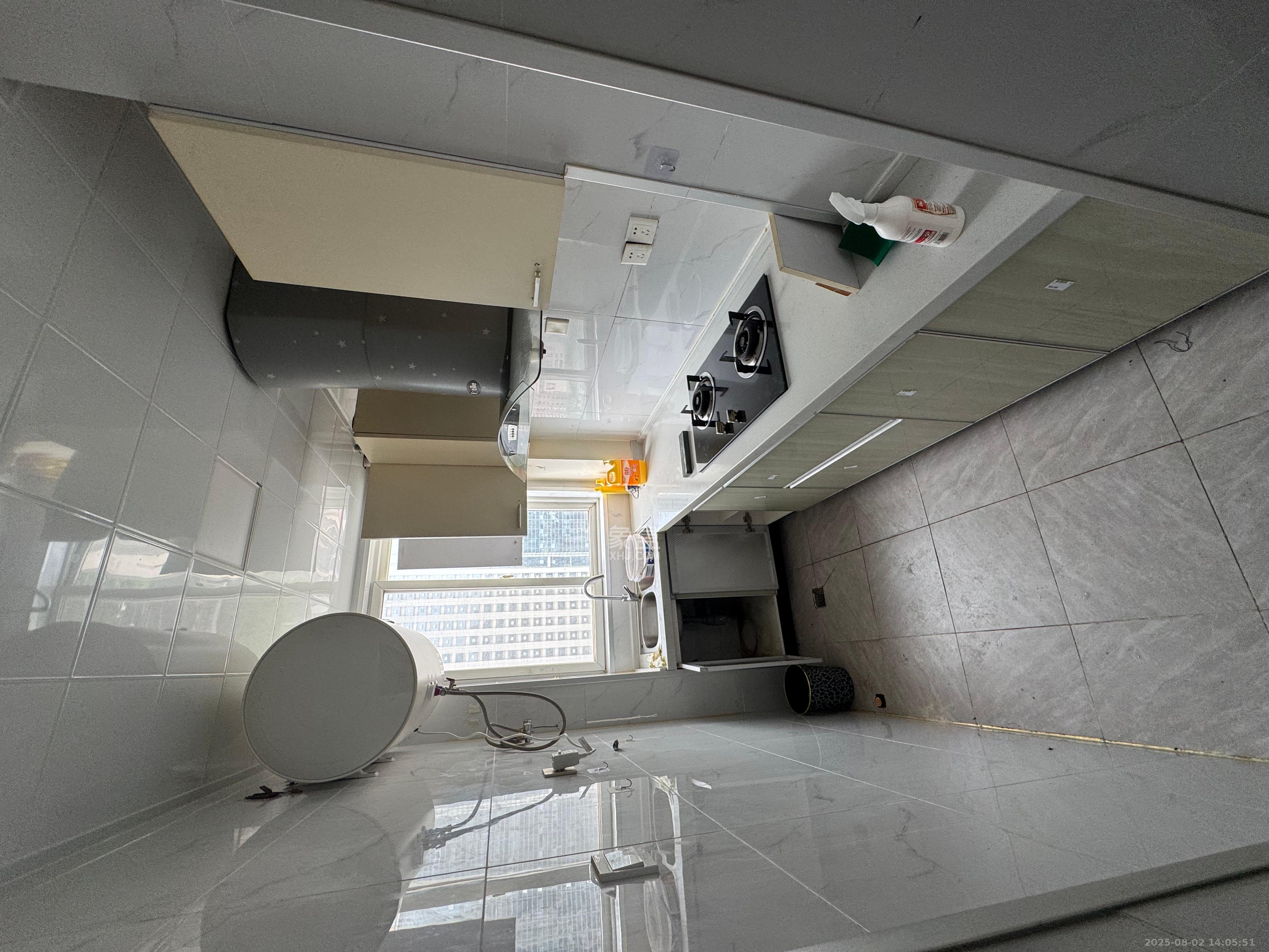 五一华府 2室2厅1卫 2500.0元/月 五一华府 2室2厅1卫 2500.0元/月室内图