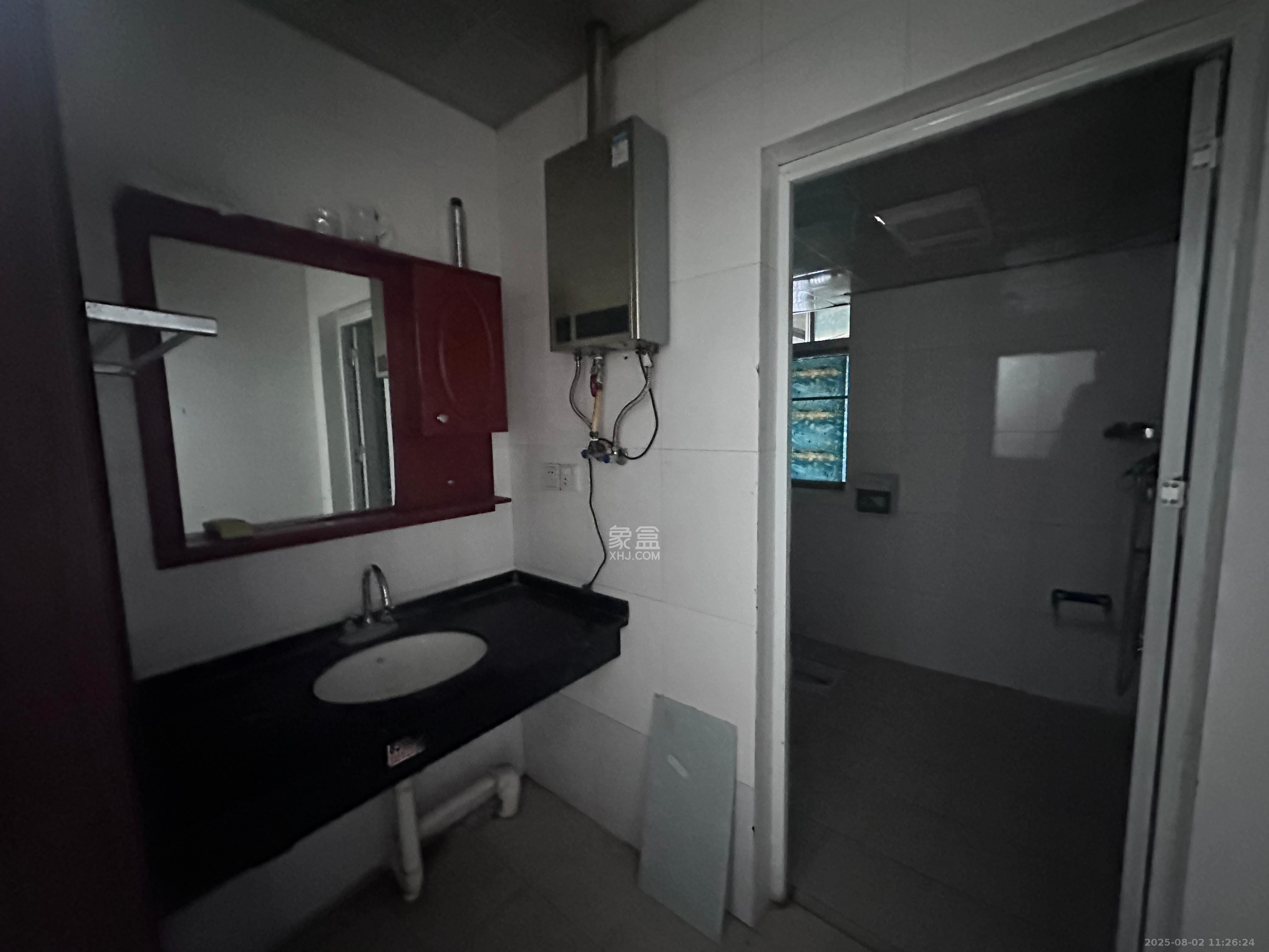 白沙湾嘉园 4室2厅2卫 2800.0元/月 白沙湾嘉园 4室2厅2卫 2800.0元/月室内图