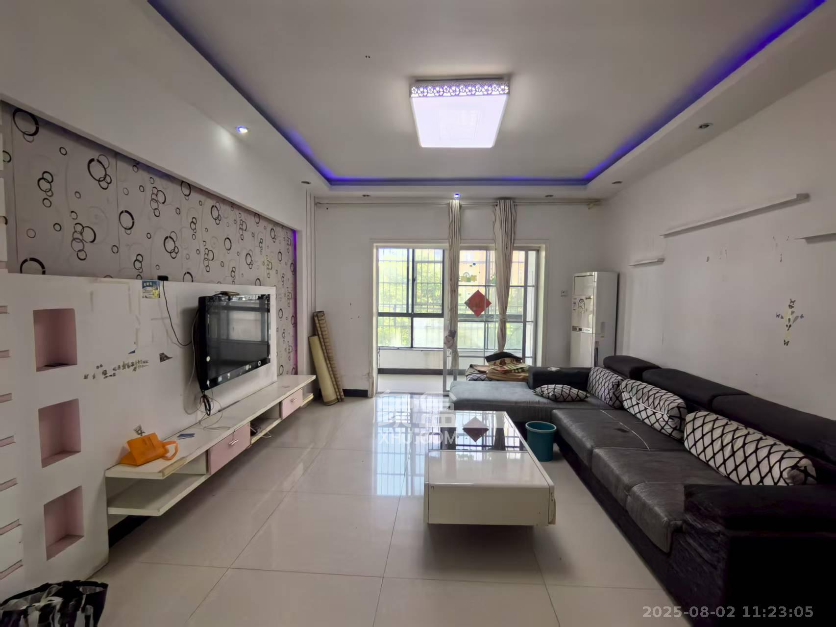 山水印象(愿景想山) 3室2厅2卫 1200.0元/月 山水印象(愿景想山) 3室2厅2卫 1200.0元/月室内图