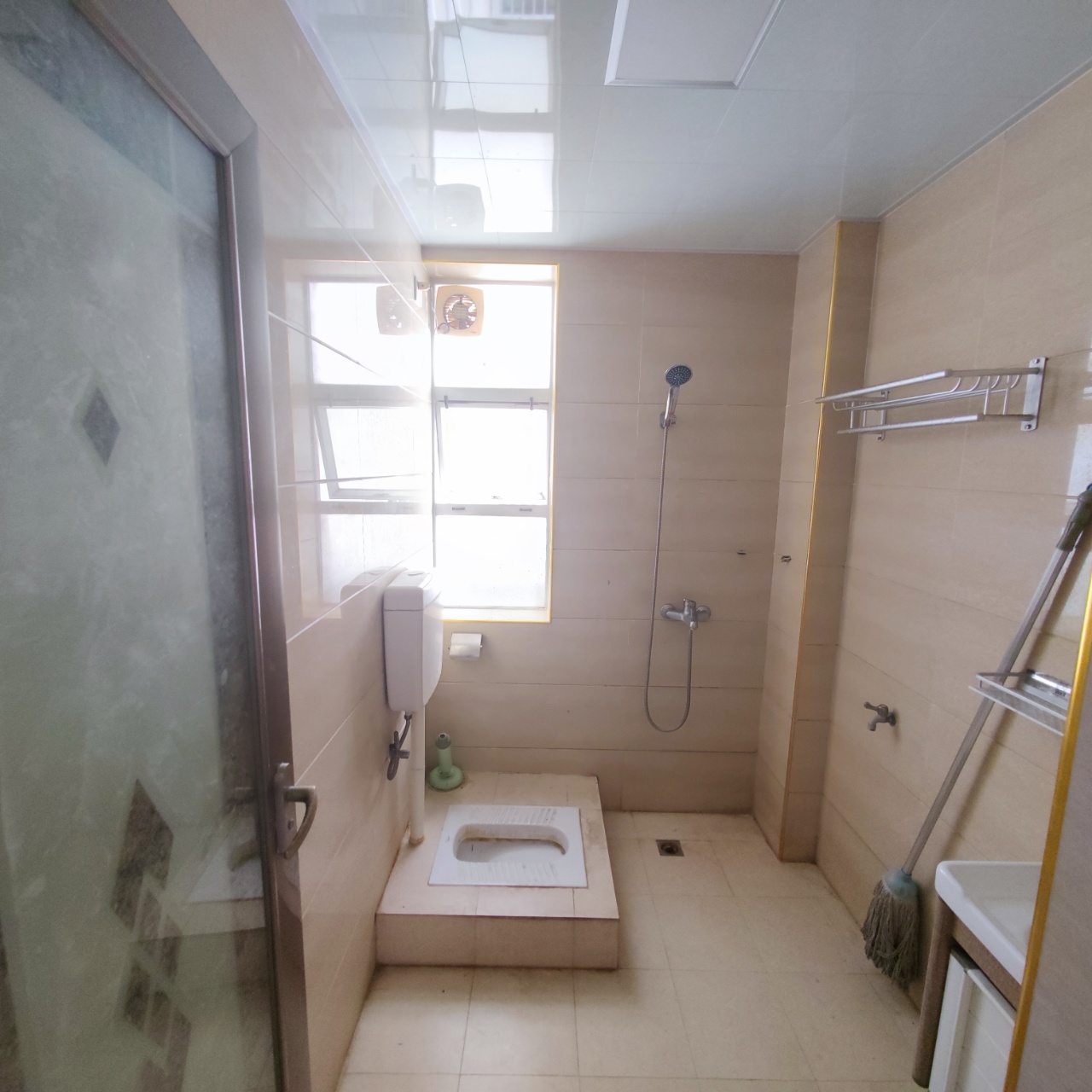 景瑞花园  3室2厅2卫   140.00万室内图