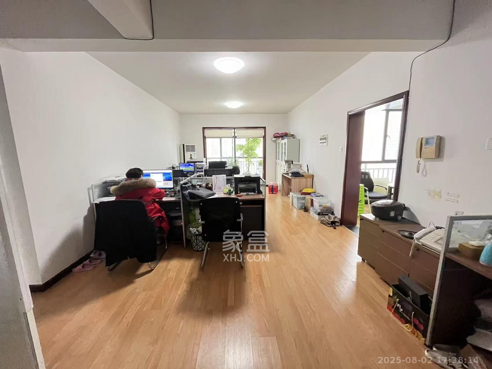 金麓国际 3室2厅2卫 4000.0元/月 金麓国际 3室2厅2卫 4000.0元/月室内图