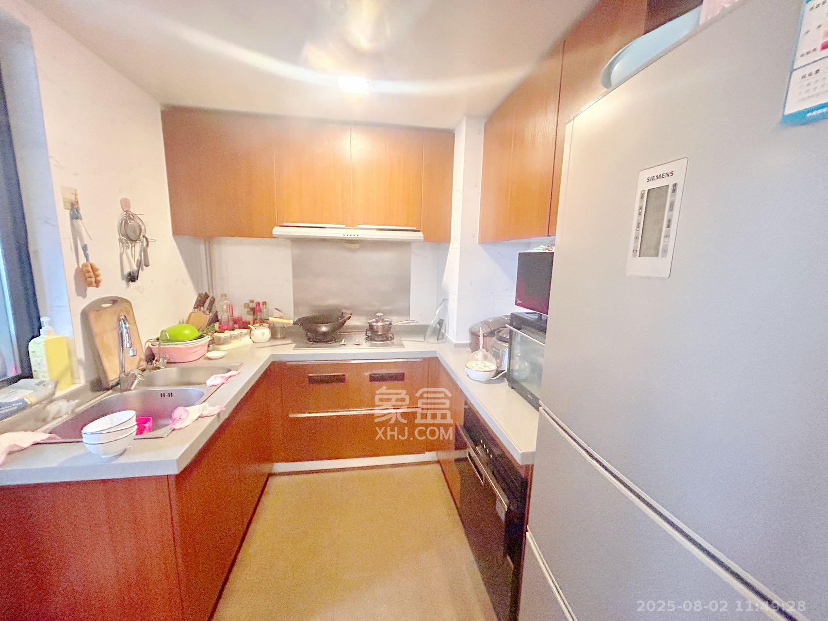 万科金域华府三四期 4室2厅2卫 3200.0元/月 万科金域华府三四期 4室2厅2卫 3200.0元/月室内图