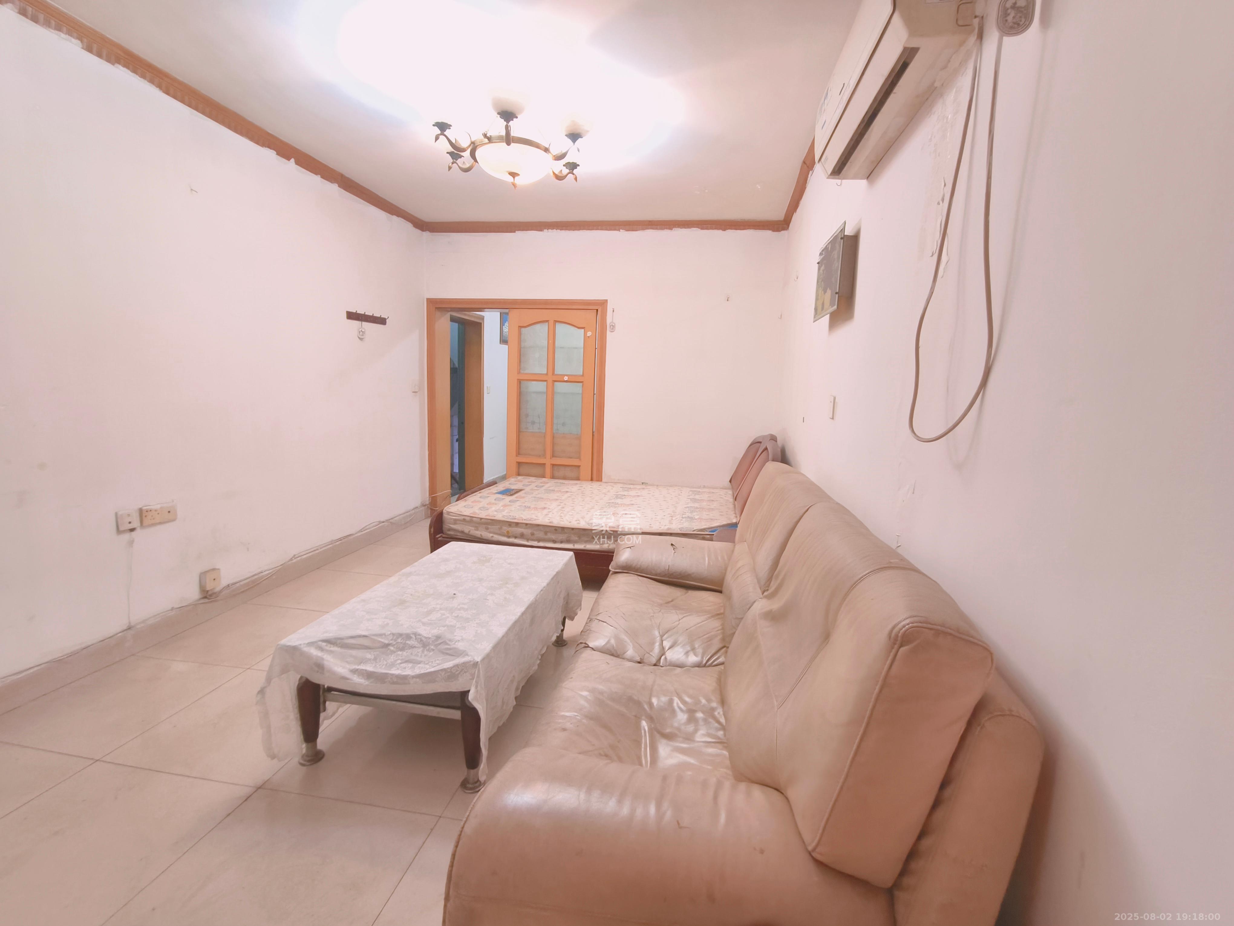 春风小区  1室1厅1卫    1050.0元/月室内图