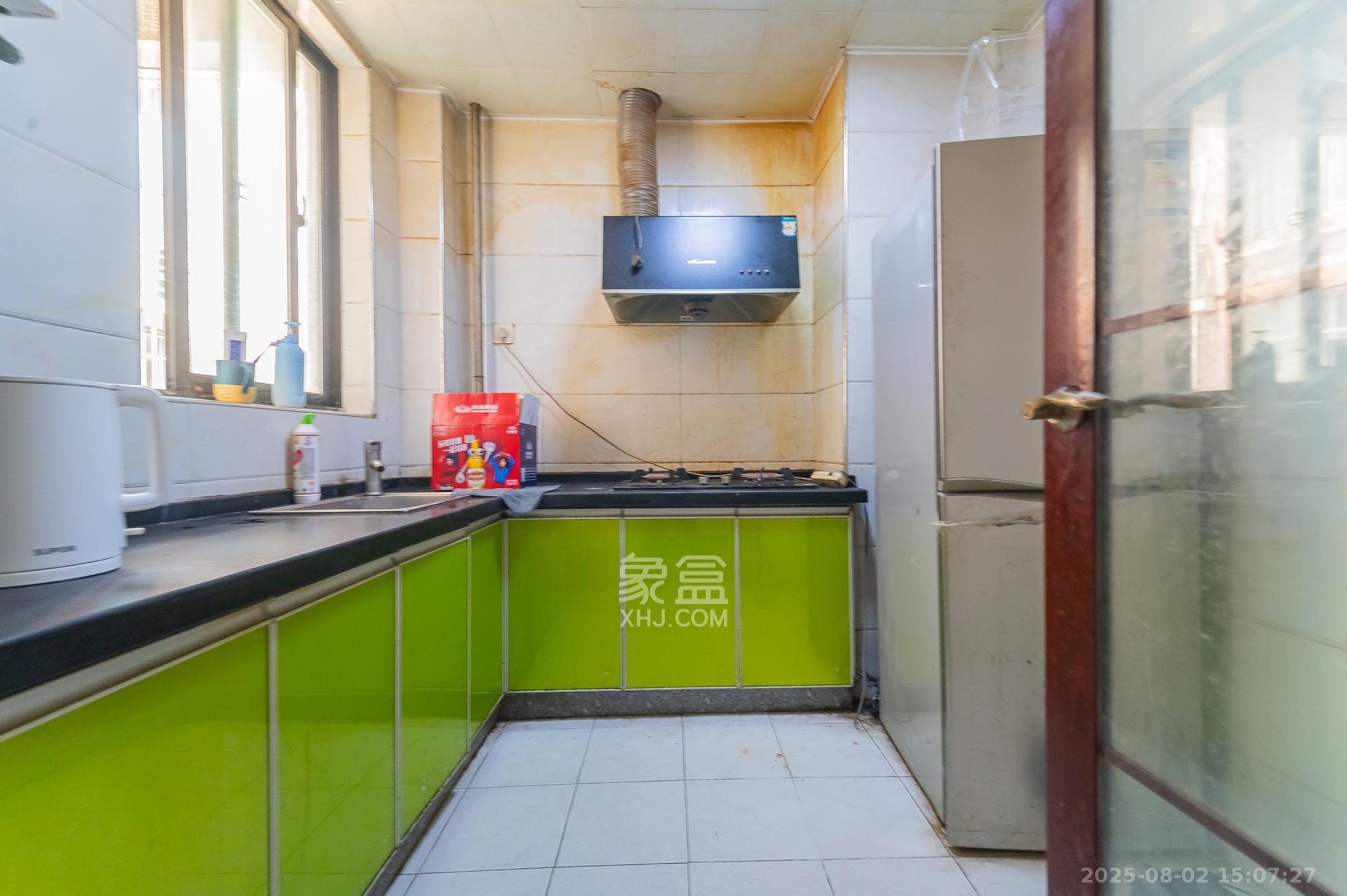 华润凤凰城二期 3室2厅1卫 62.8万 华润凤凰城二期 3室2厅1卫 62.8万厨房