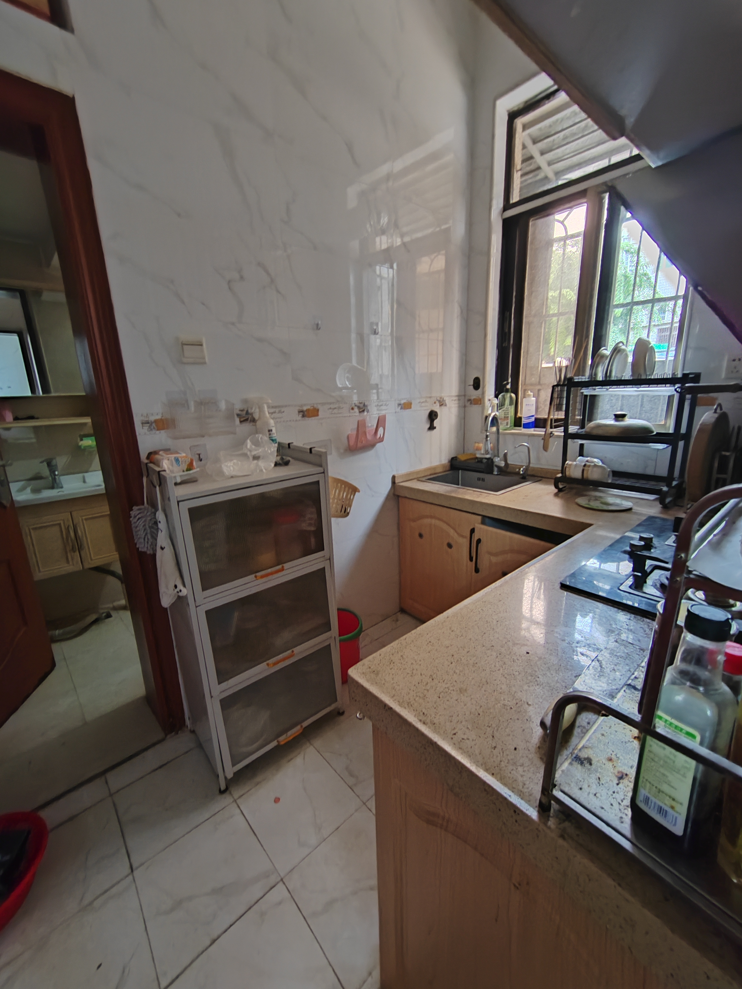 邮政局宿舍(海府路) 2室1厅1卫 65.0万 邮政局宿舍(海府路) 2室1厅1卫 65.0万客厅