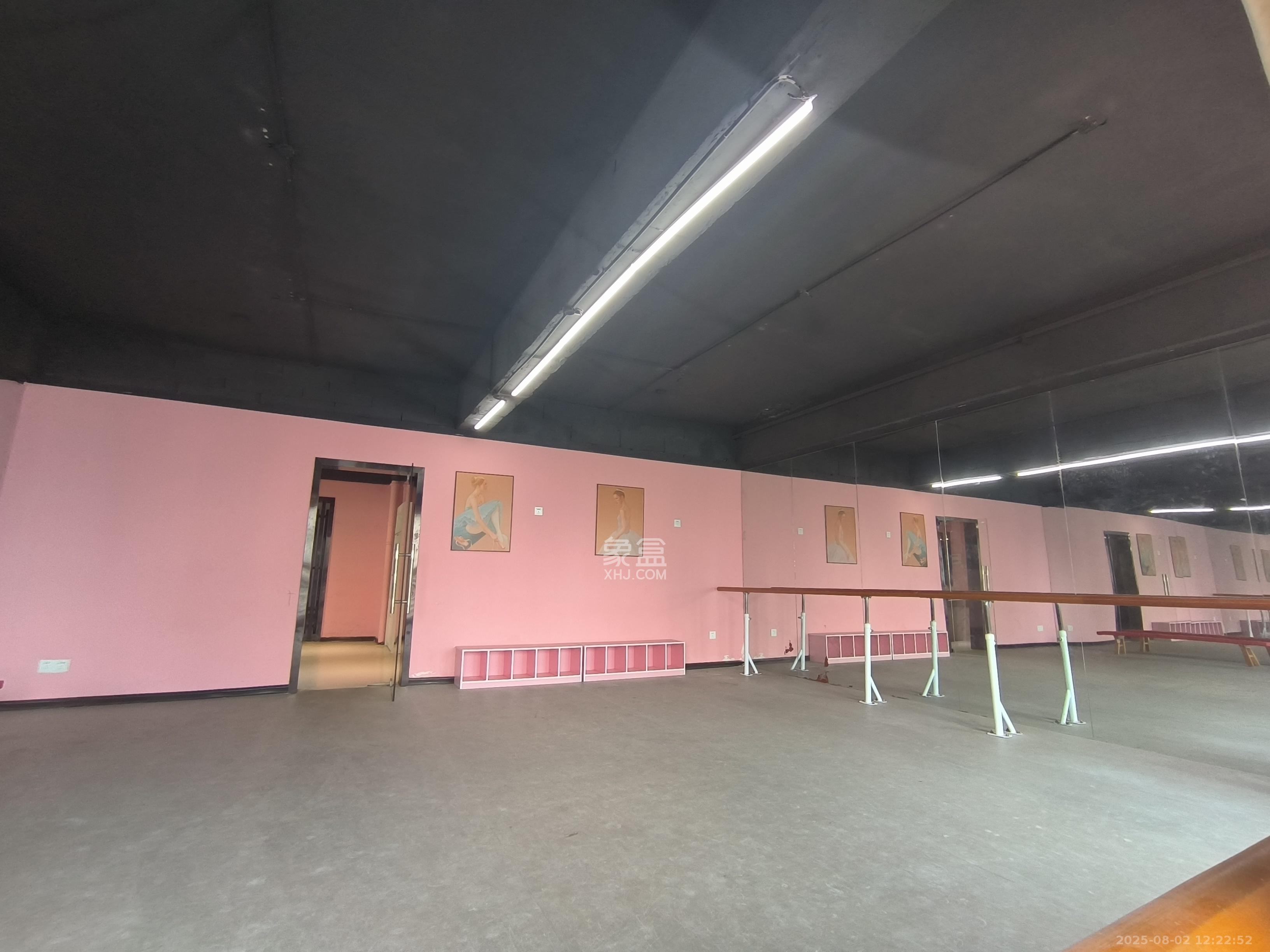 博雅例外  1室1厅1卫    7200.0元/月 博雅例外  1室1厅1卫    7200.0元/月室内图