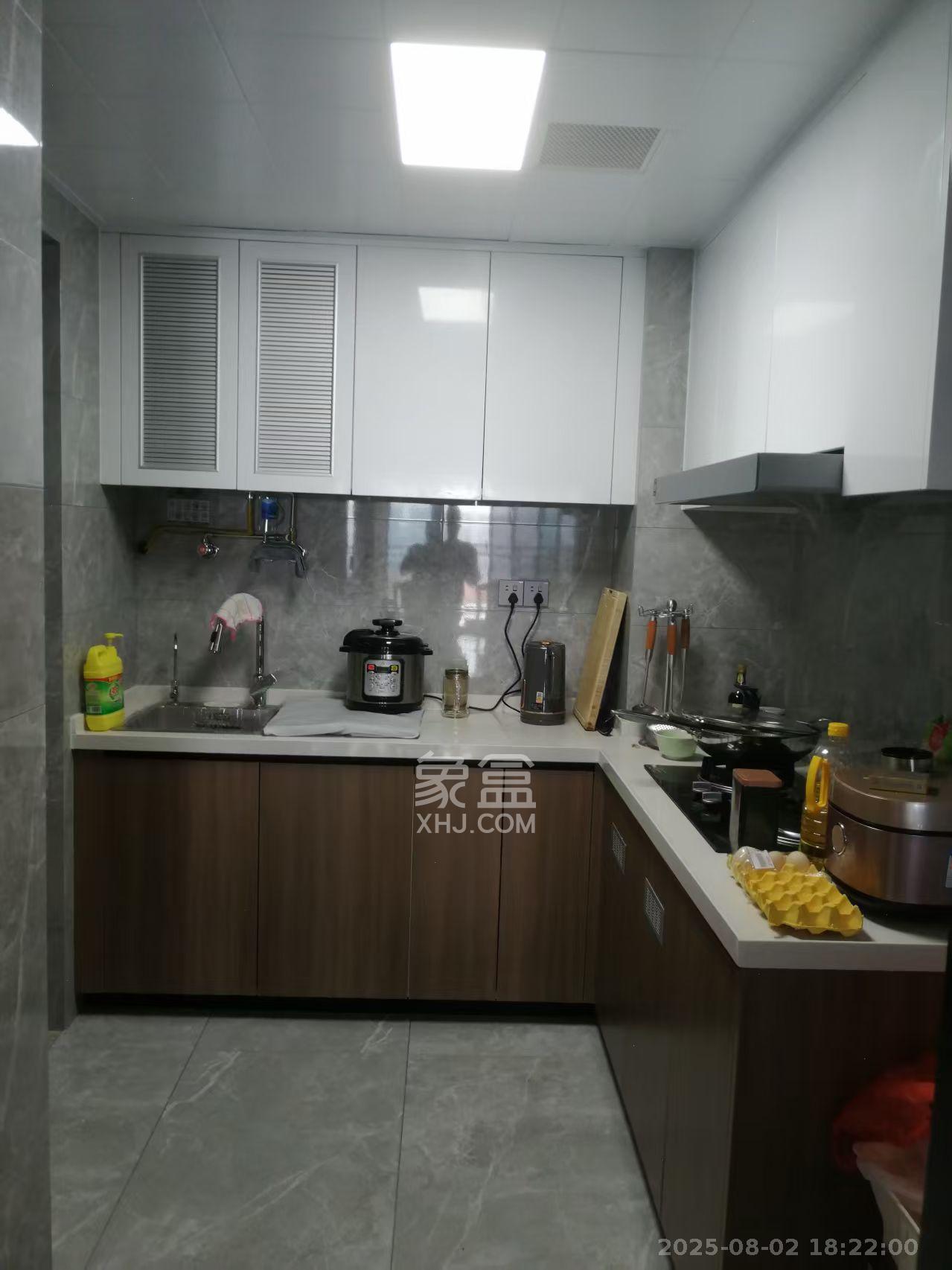 振业悦江府 4室2厅1卫 4800.0元/月 振业悦江府 4室2厅1卫 4800.0元/月室内图