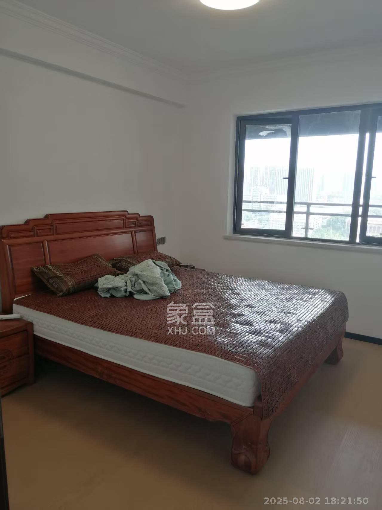 振业悦江府 4室2厅1卫 4800.0元/月 振业悦江府 4室2厅1卫 4800.0元/月室内图