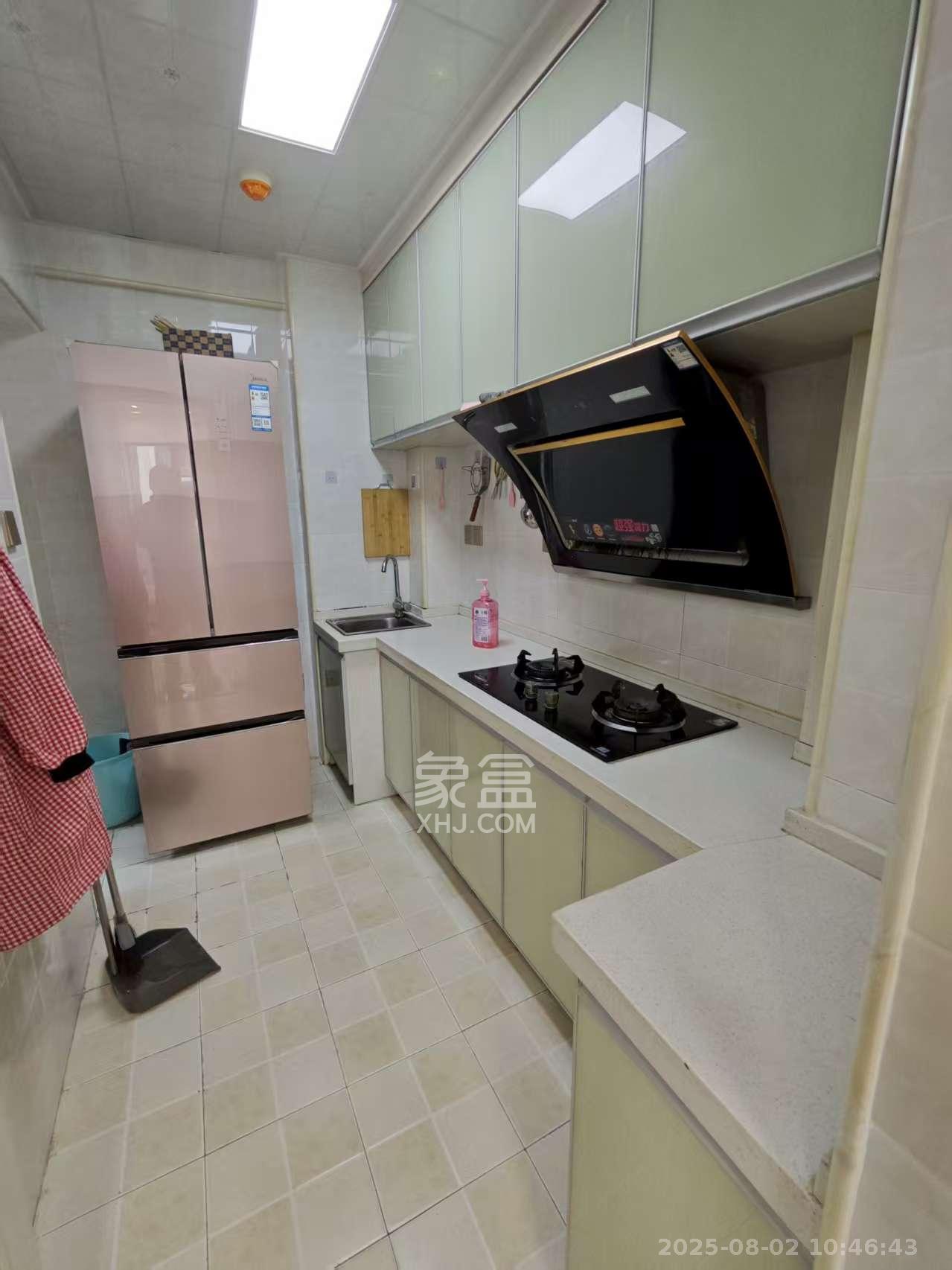 天鸿天府(天鸿中央大院) 2室1厅1卫 1800.0元/月 天鸿天府(天鸿中央大院) 2室1厅1卫 1800.0元/月室内图