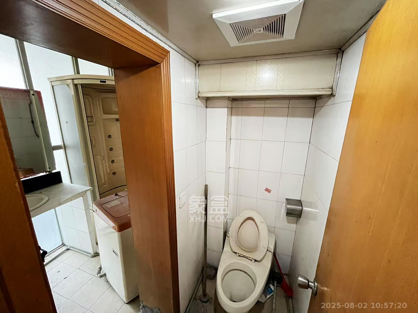 崇文里、崇圣里散盘 3室1厅1卫 1500.0元/月 崇文里、崇圣里散盘 3室1厅1卫 1500.0元/月室内图