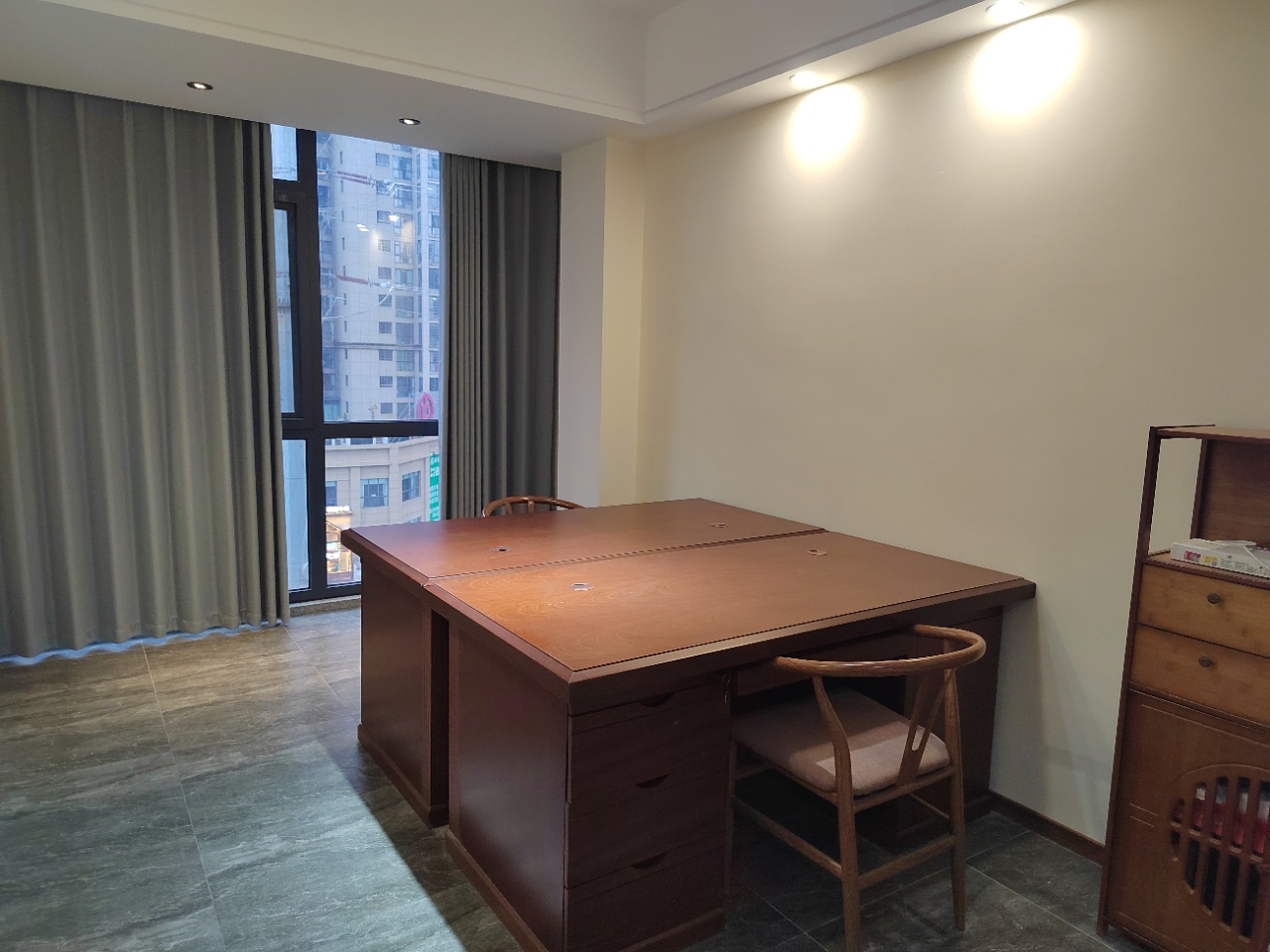 金兰湾商住小区   260.0㎡      9000.0元/月室内图