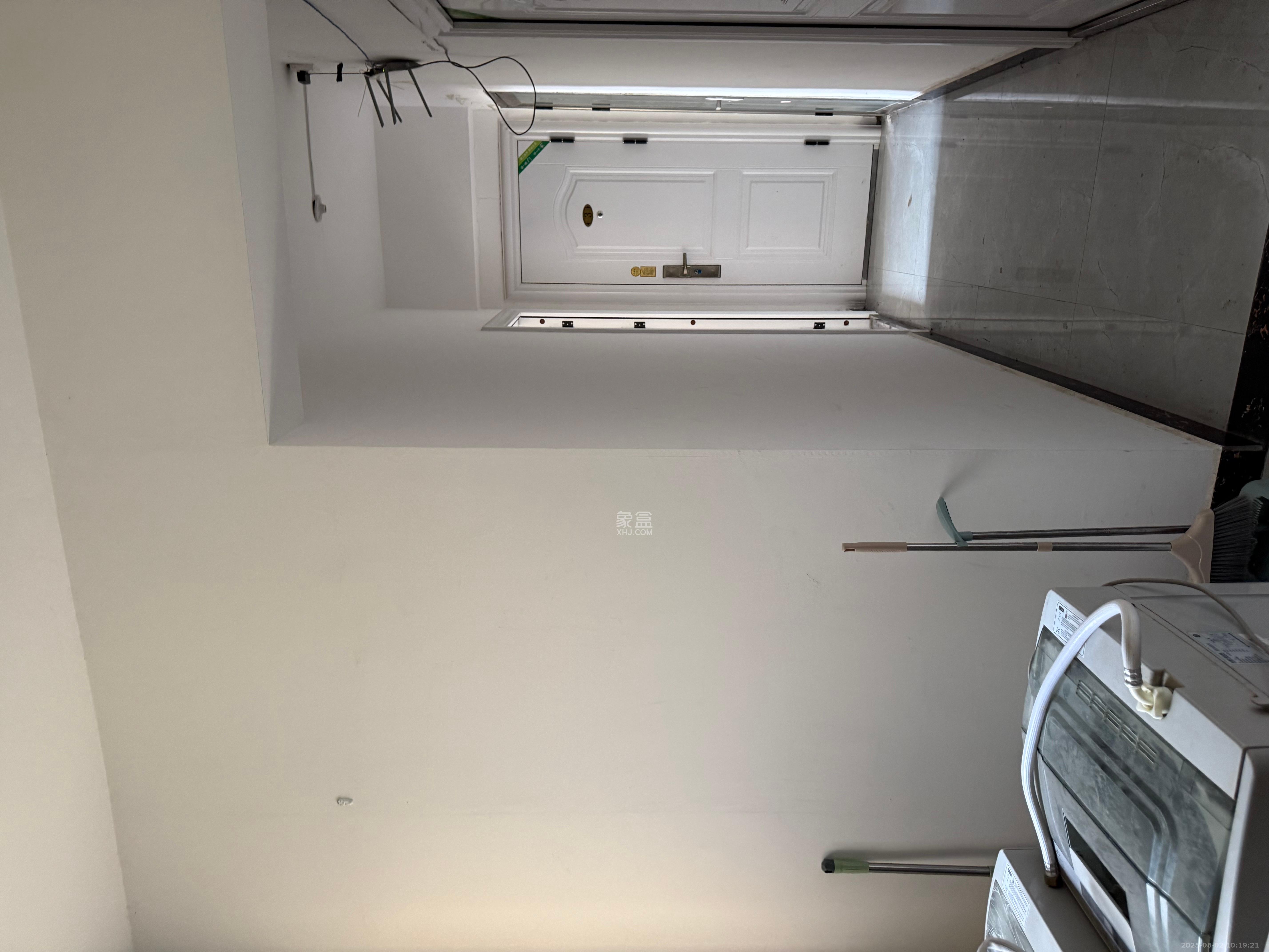 保利香槟国际  1室1厅1卫    700.0元/月 保利香槟国际  1室1厅1卫    700.0元/月室内图