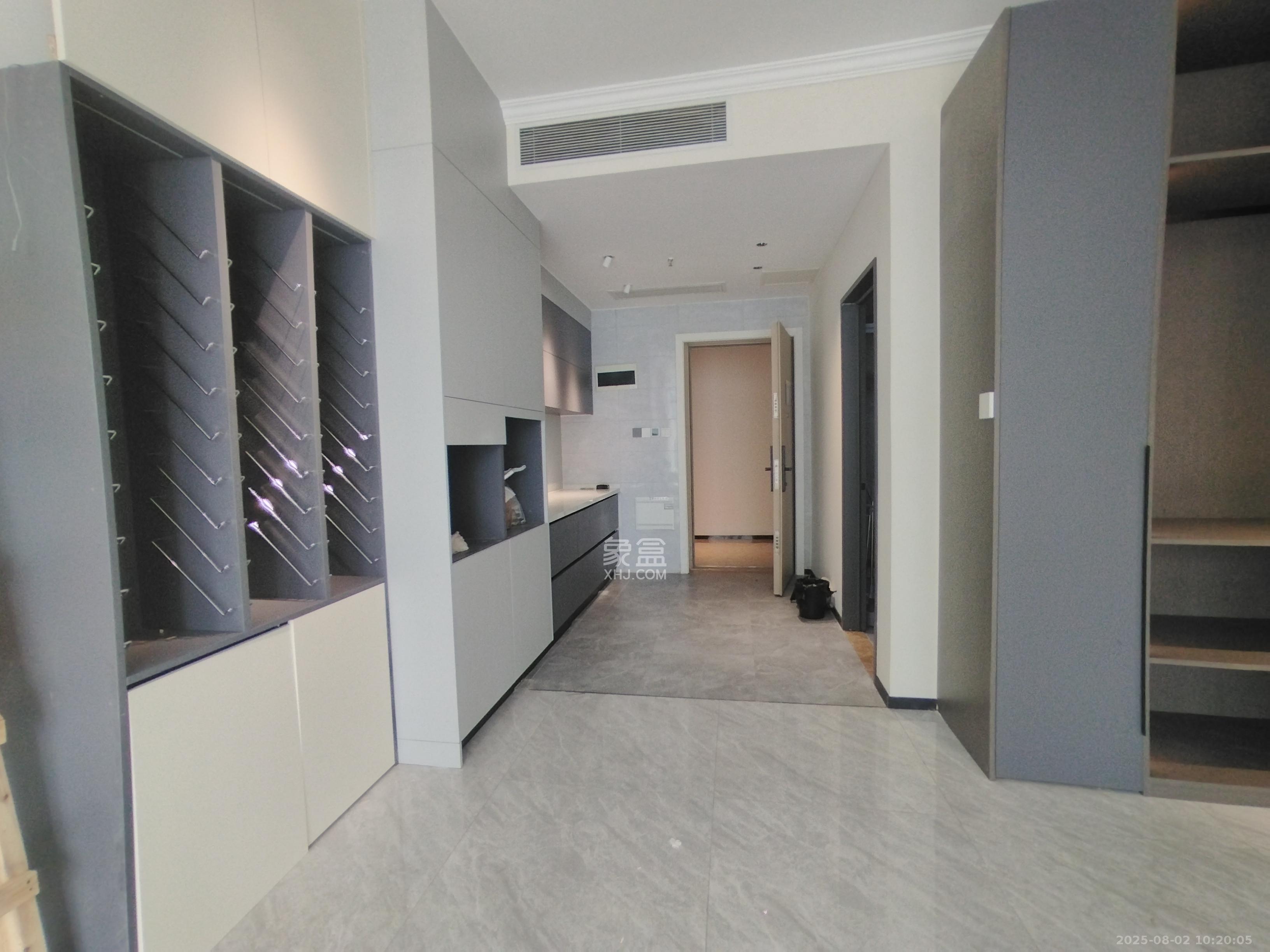 世茂铂曼   68.0㎡      2600.0元/月室内图