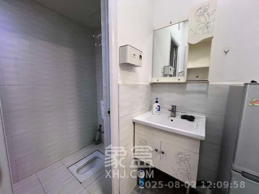 荣悦台  1室1厅1卫   2200.00元/月室内图