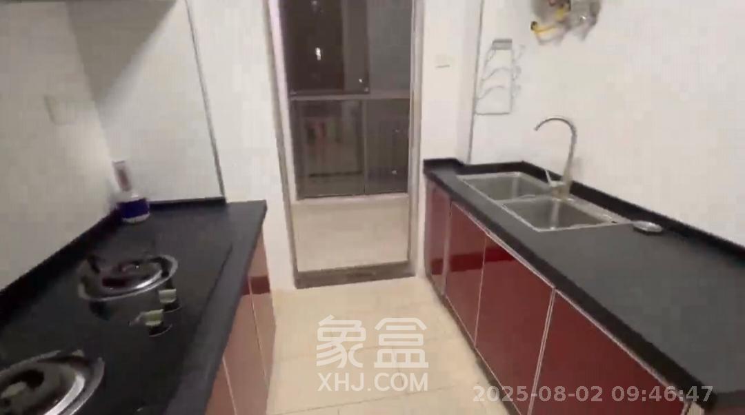 世茂铂翠湾二期  3室2厅1卫    2800.0元/月 世茂铂翠湾二期  3室2厅1卫    2800.0元/月室内图