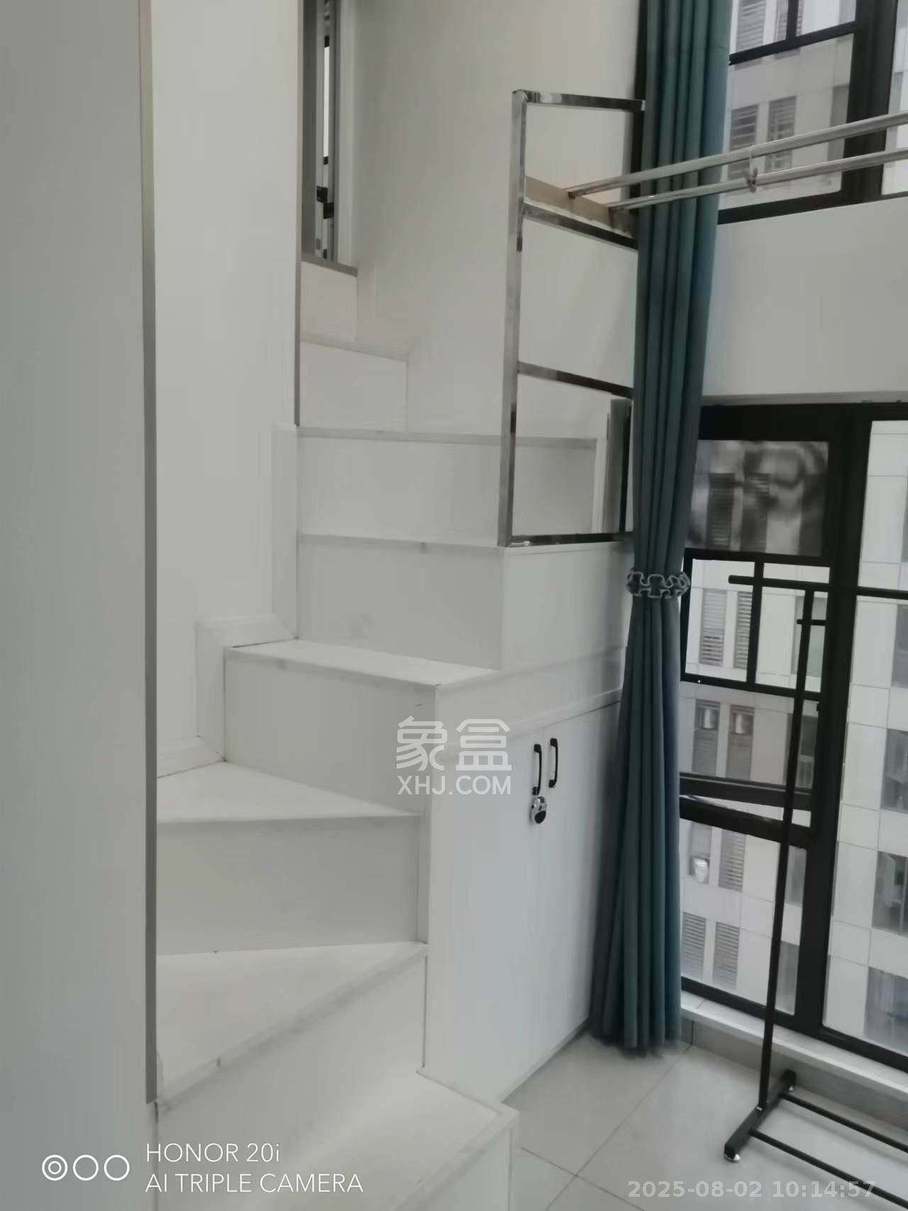欣隆居  3室0厅0卫   2800.00元/月室内图