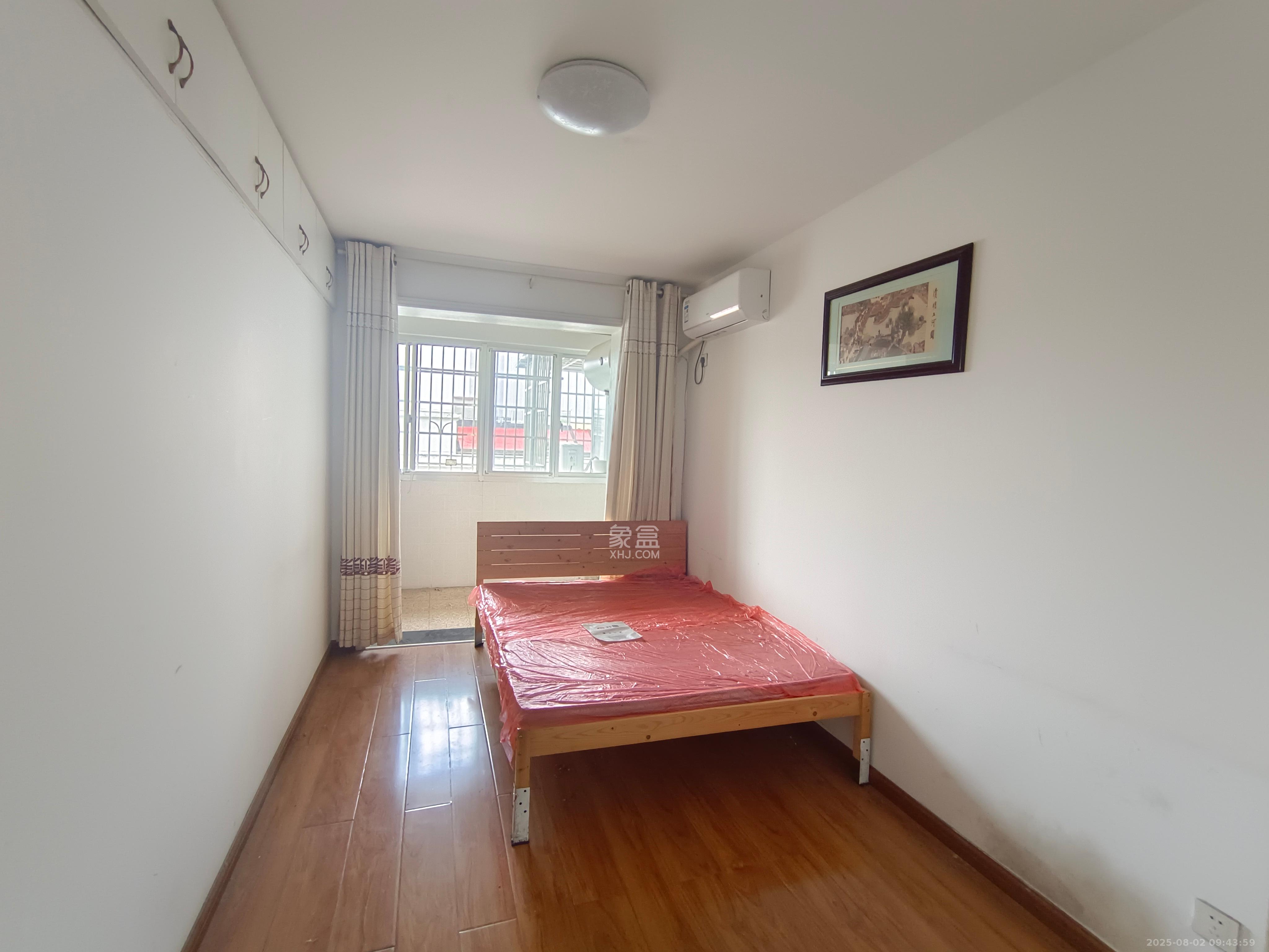 福城社区22片、23片安置小区 4室2厅2卫 2400.0元/月 福城社区22片、23片安置小区 4室2厅2卫 2400.0元/月室内图