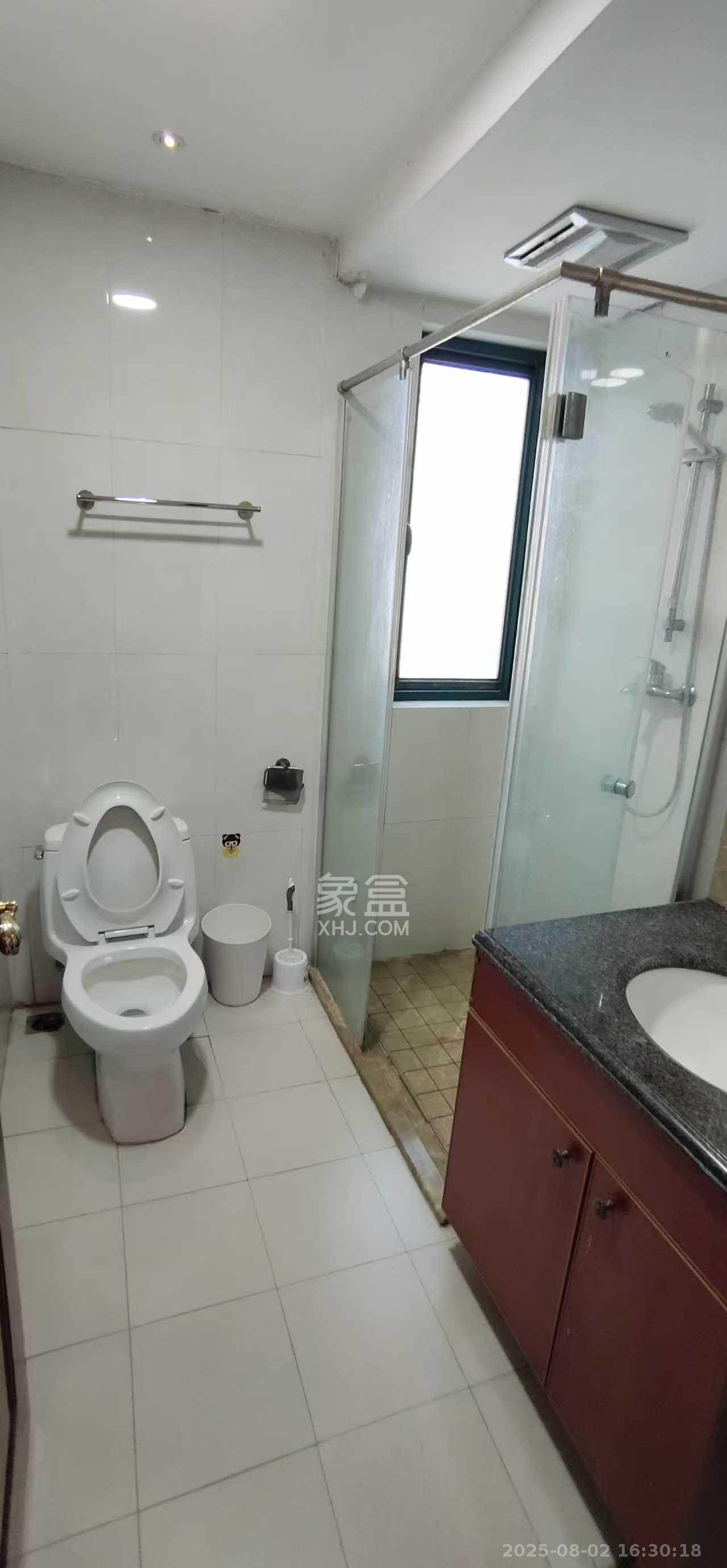 恒大华府  2室2厅1卫   2100.00元/月室内图