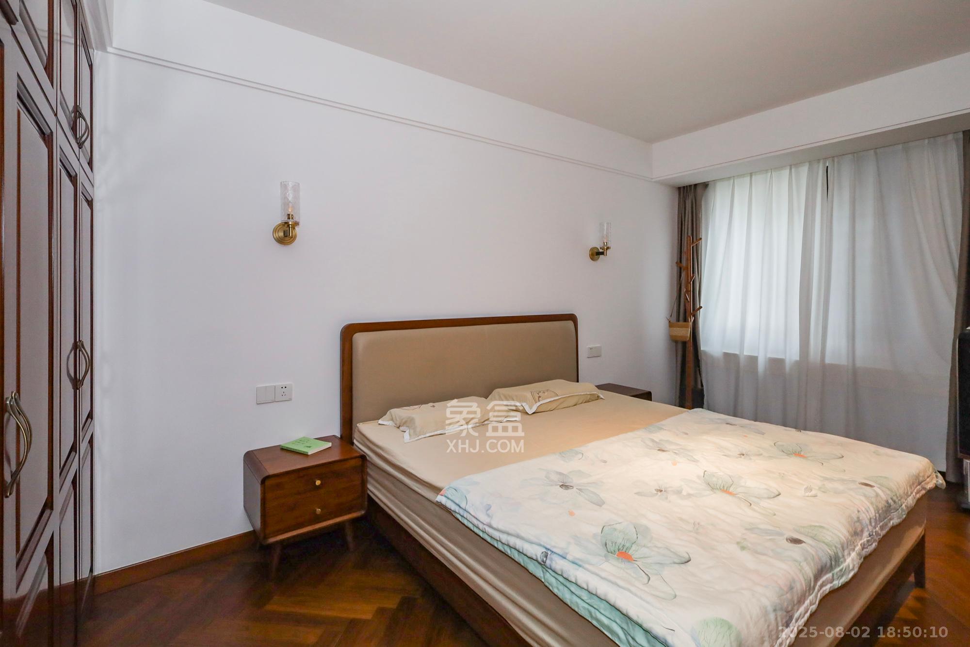 八方小区B区  4室2厅2卫    605.0万 八方小区B区  4室2厅2卫    605.0万卧室