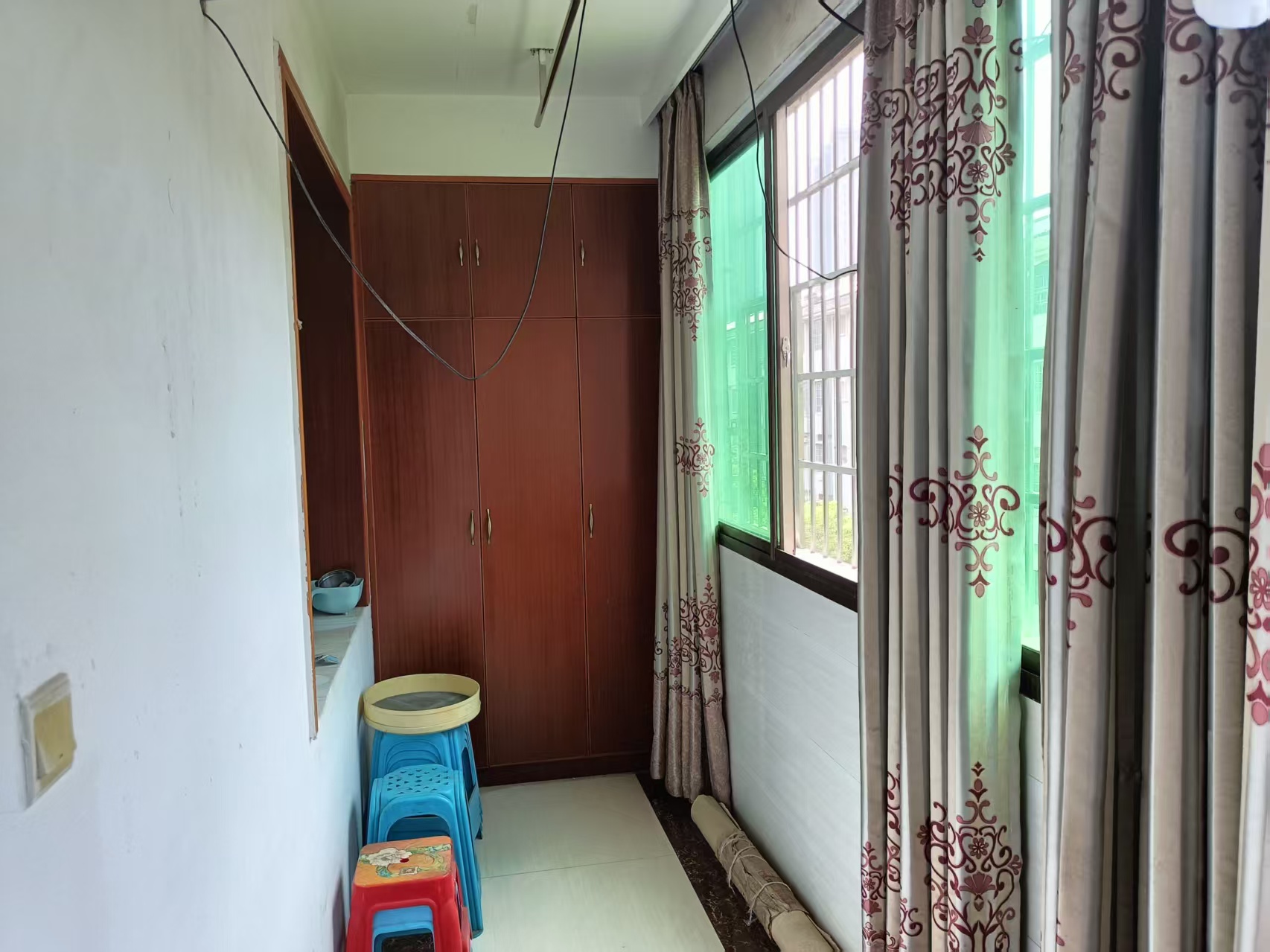 金柘小区  3室2厅1卫   1200.00元/月室内图