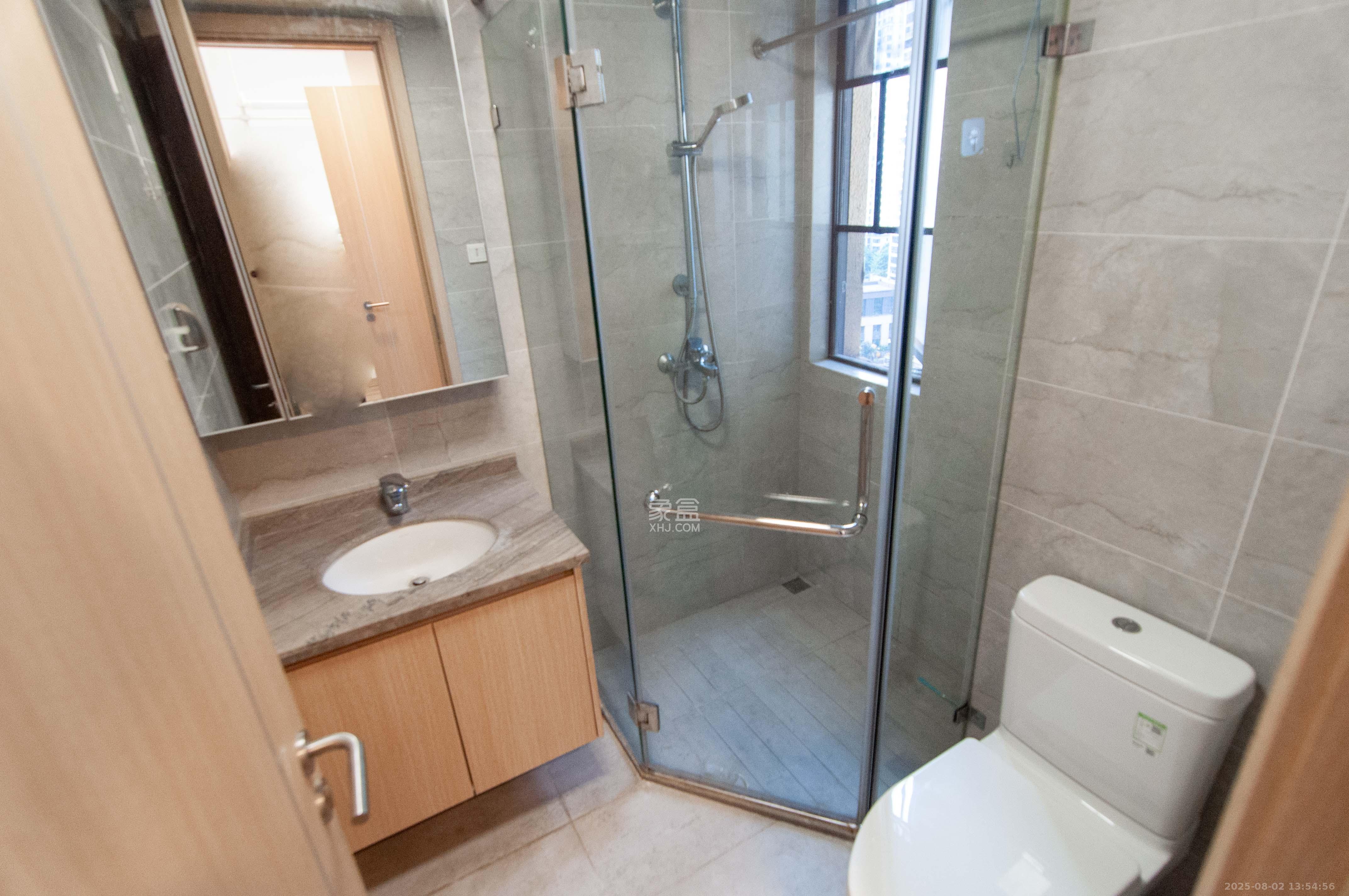 梅溪湖玺悦(新城金茂梦想玺悦)  4室2厅2卫    165.0万 梅溪湖玺悦(新城金茂梦想玺悦)  4室2厅2卫    165.0万卫生间