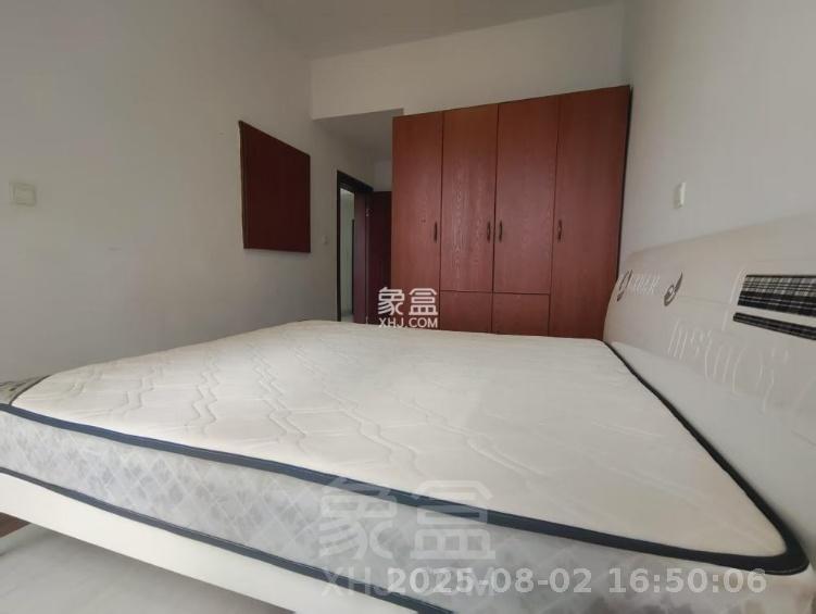 流金岁月-华晨国际 1室1厅1卫 1300.00元/月 流金岁月-华晨国际 1室1厅1卫 1300.00元/月室内图