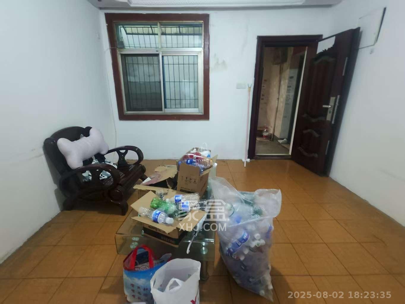 市直属机关宿舍  3室1厅1卫    1200.0元/月 市直属机关宿舍  3室1厅1卫    1200.0元/月