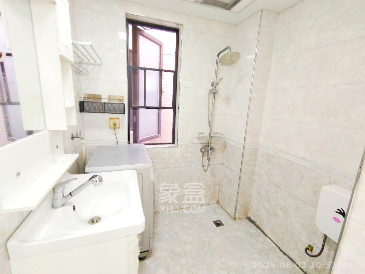 达美D6区  1室1厅1卫    2200.0元/月室内图