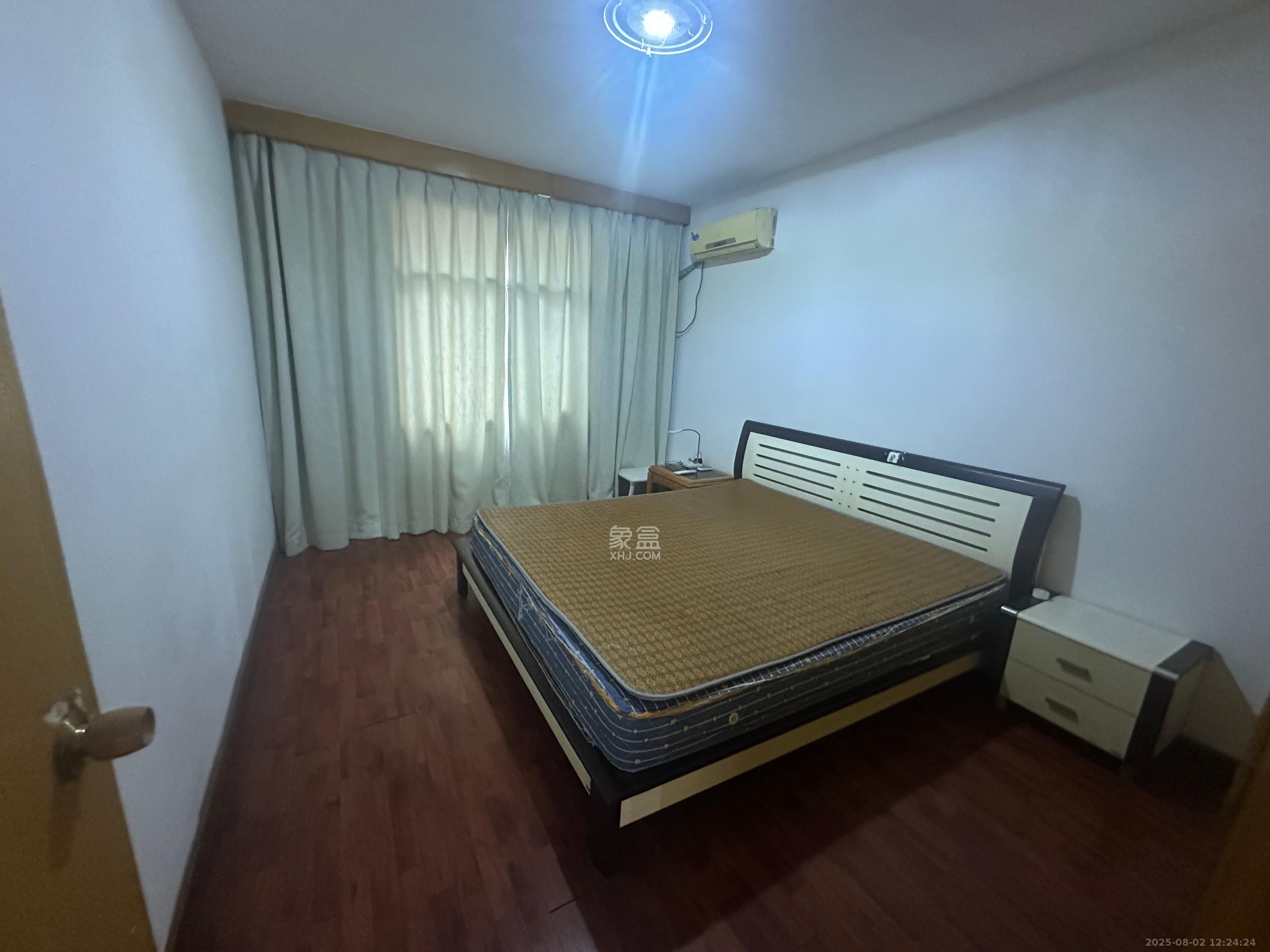 向韶村 2室1厅1卫 1600.0元/月 向韶村 2室1厅1卫 1600.0元/月室内图