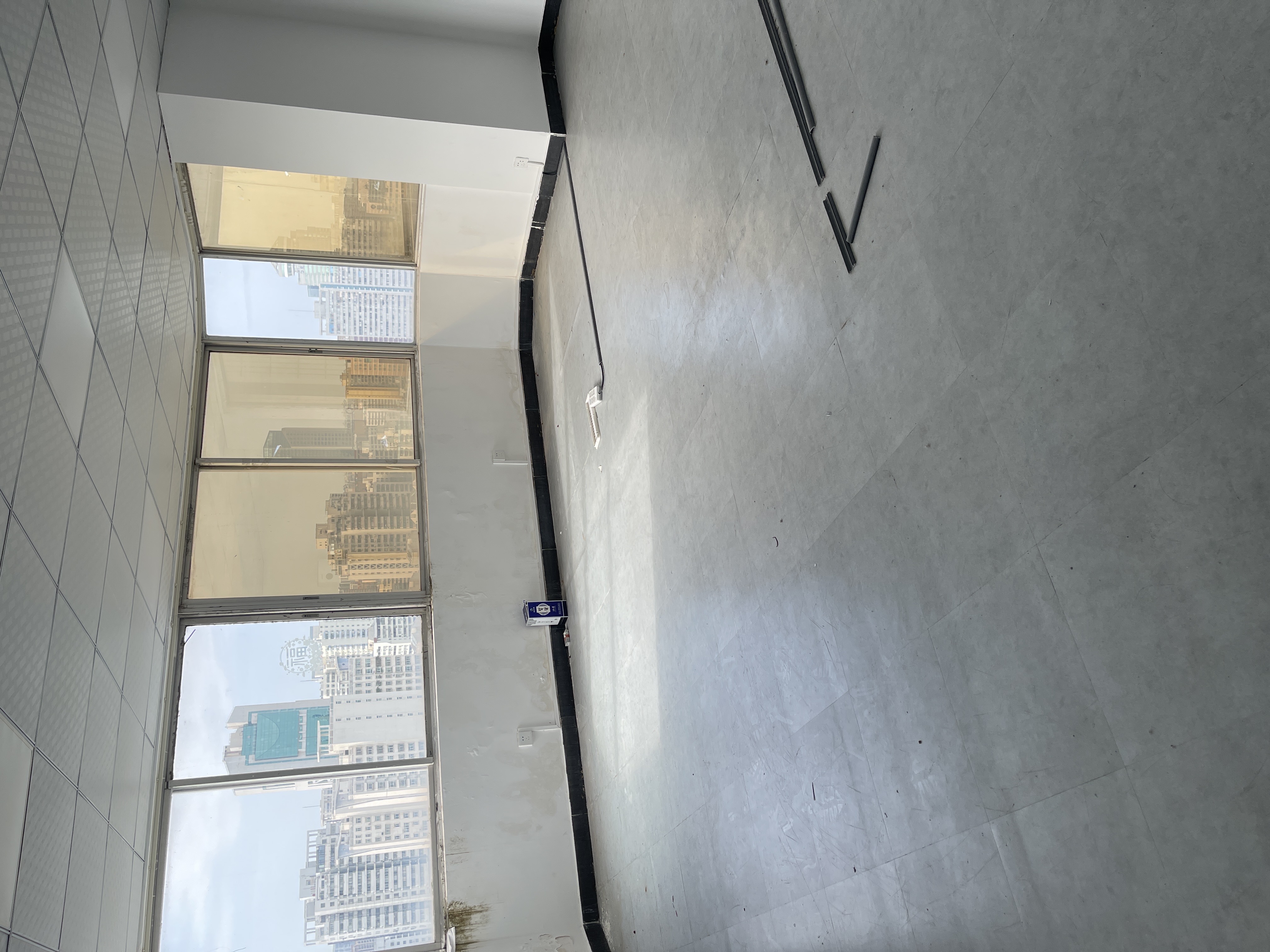 龙珠大厦 3室2厅1卫 3600.0元/月 龙珠大厦 3室2厅1卫 3600.0元/月室内图