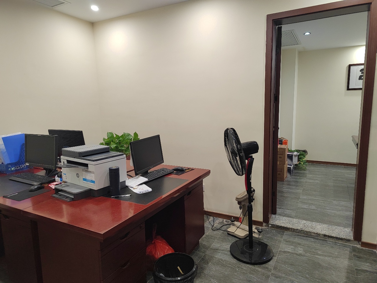 金兰湾商住小区   260.0㎡      9000.0元/月室内图