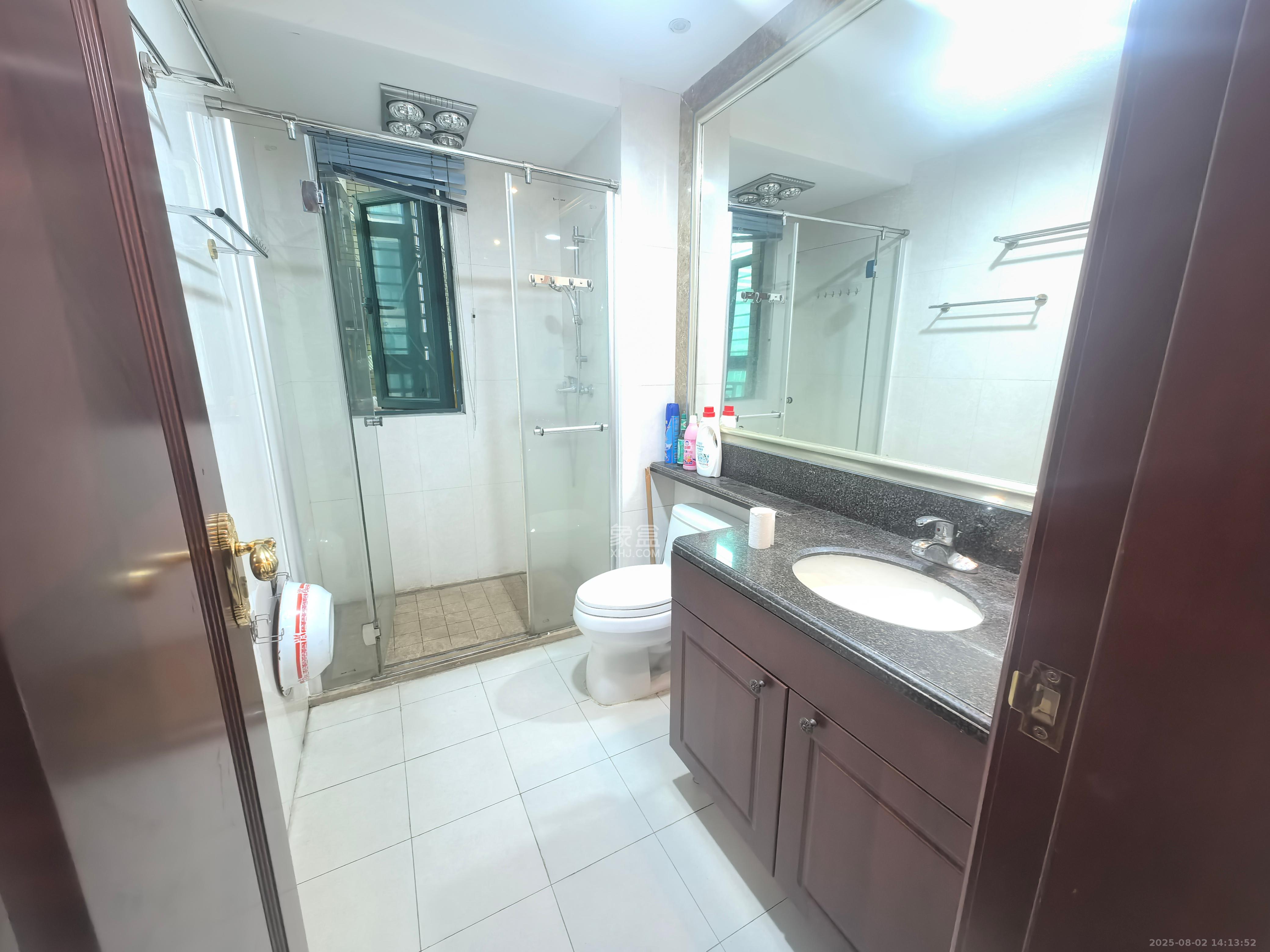 恒大绿洲  3室2厅2卫    2600.0元/月室内图