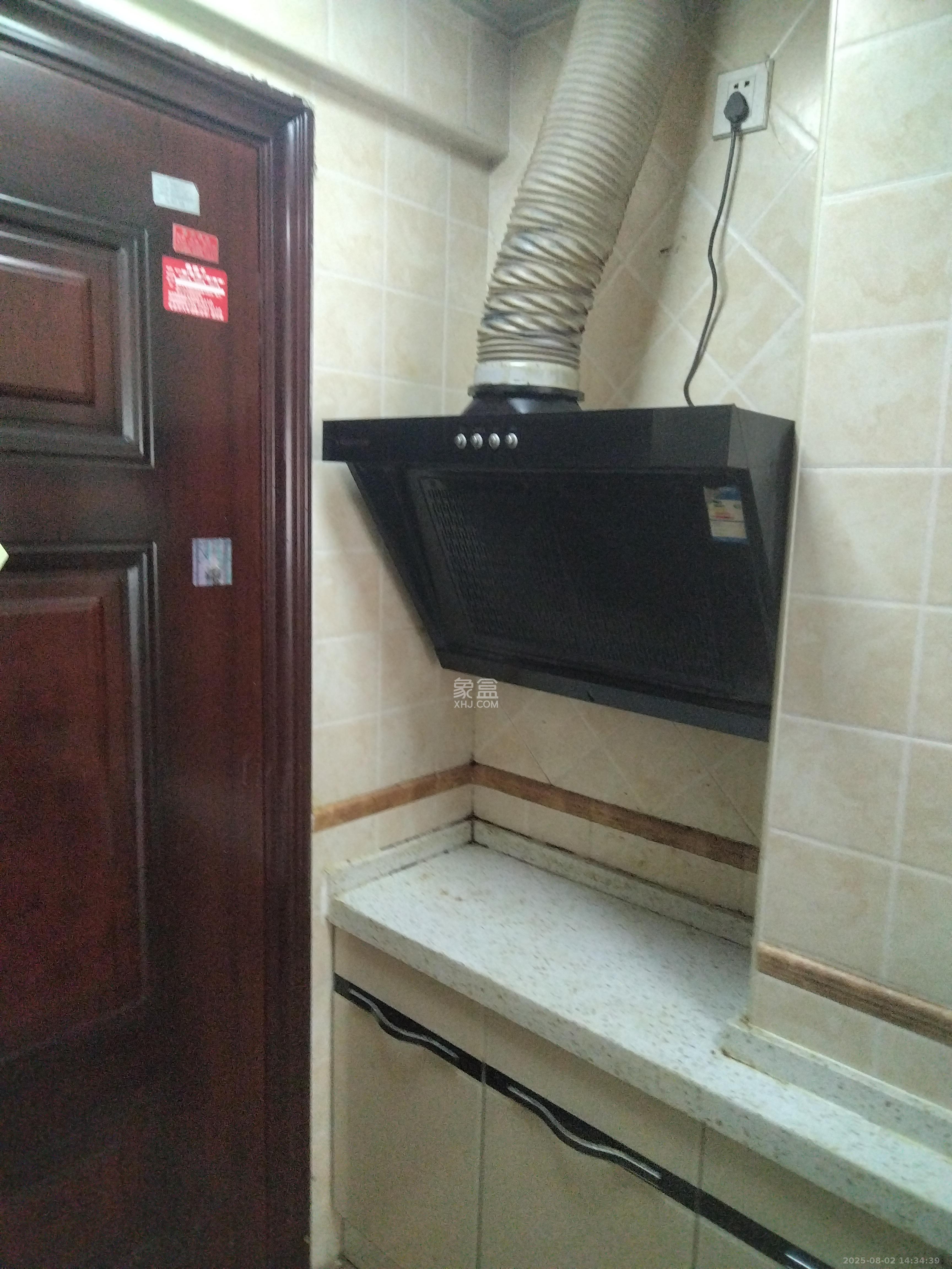 钰龙天下二期(钰龙佳园) 1室1厅1卫 1200.0元/月 钰龙天下二期(钰龙佳园) 1室1厅1卫 1200.0元/月室内图