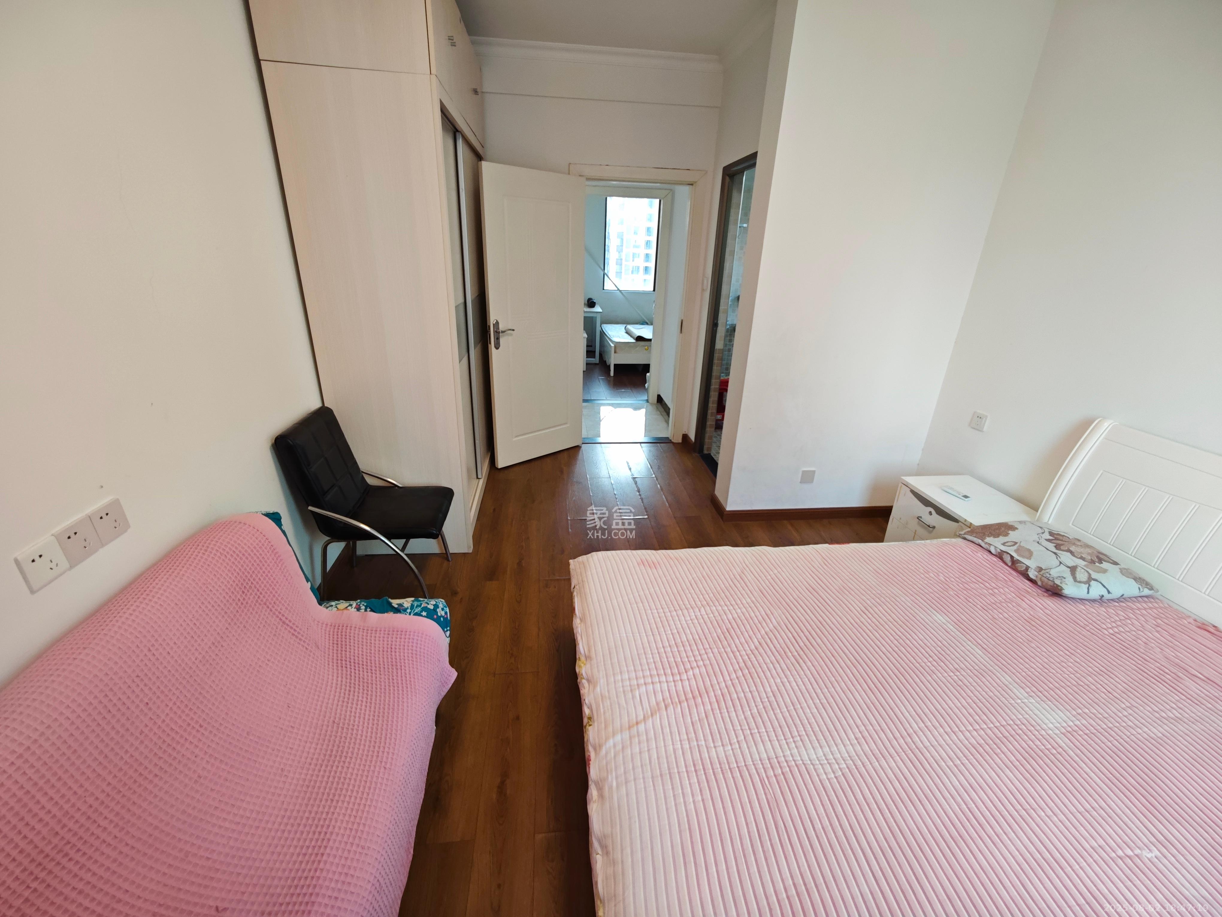 梅溪鑫苑名家  4室2厅2卫    2999.0元/月室内图