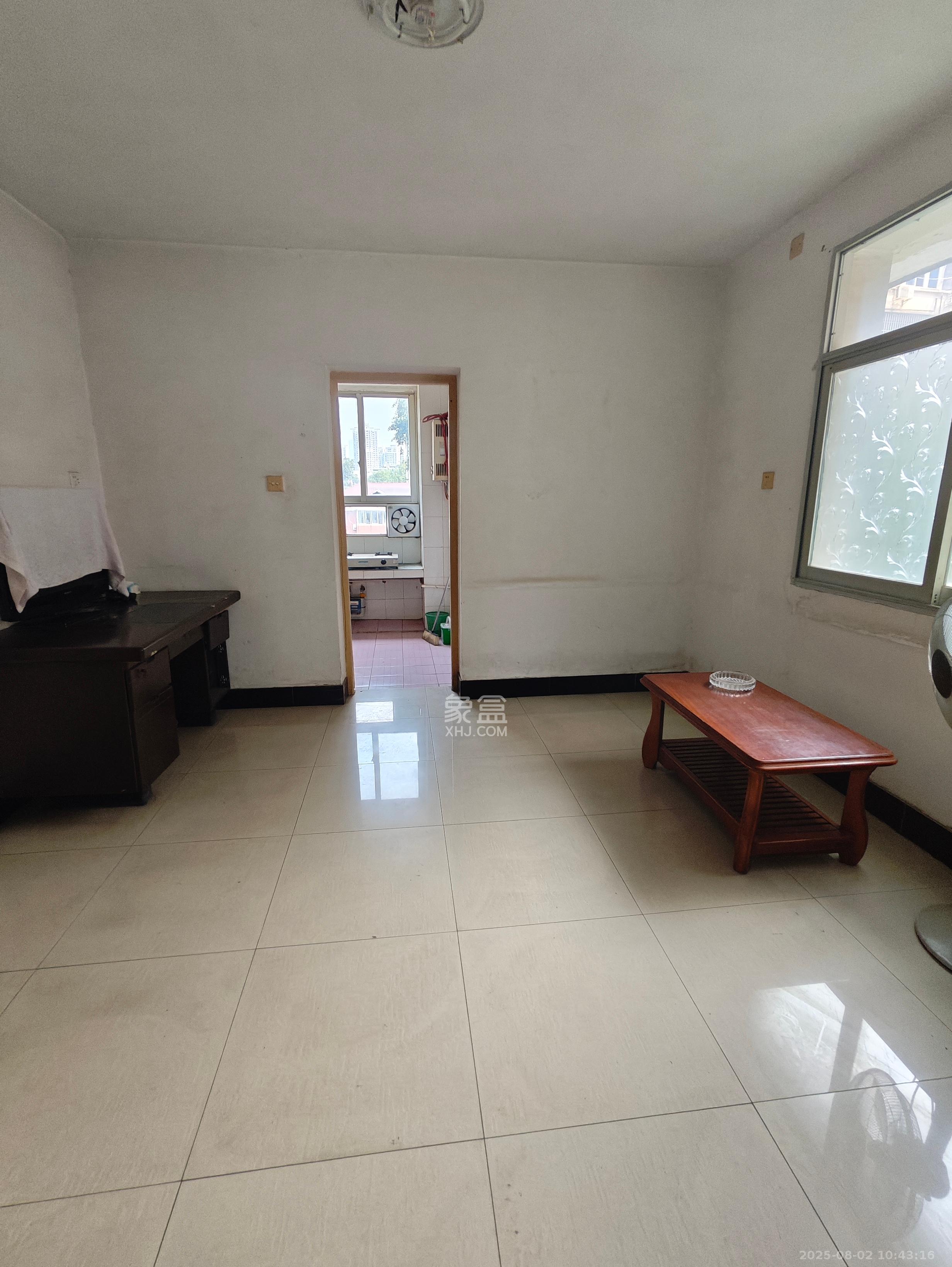 涂北社区-涂北新村  1室1厅1卫    1100.0元/月 涂北社区-涂北新村  1室1厅1卫    1100.0元/月室内图1