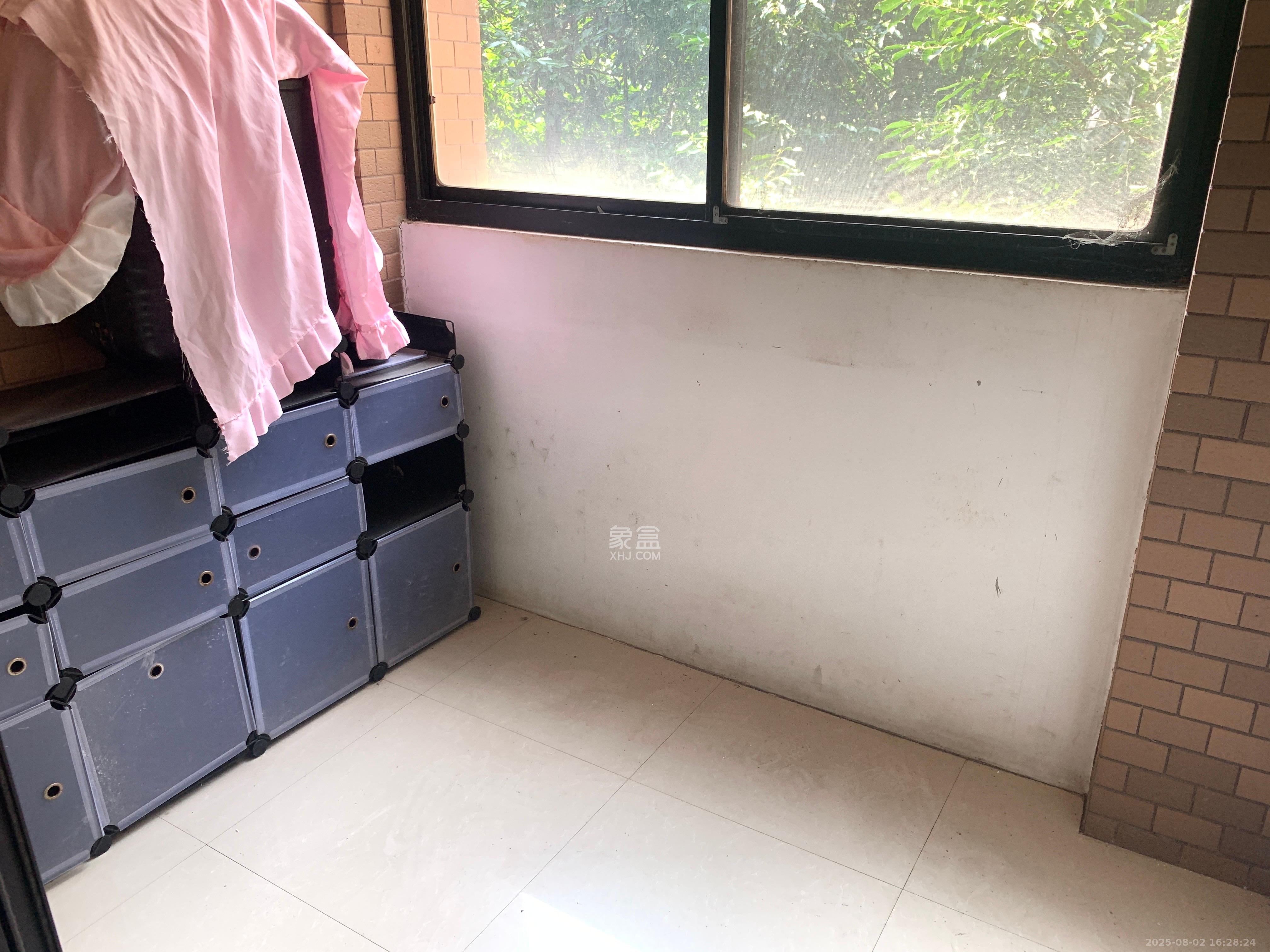 华润凤凰城一期  2室2厅1卫   1800.00元/月室内图