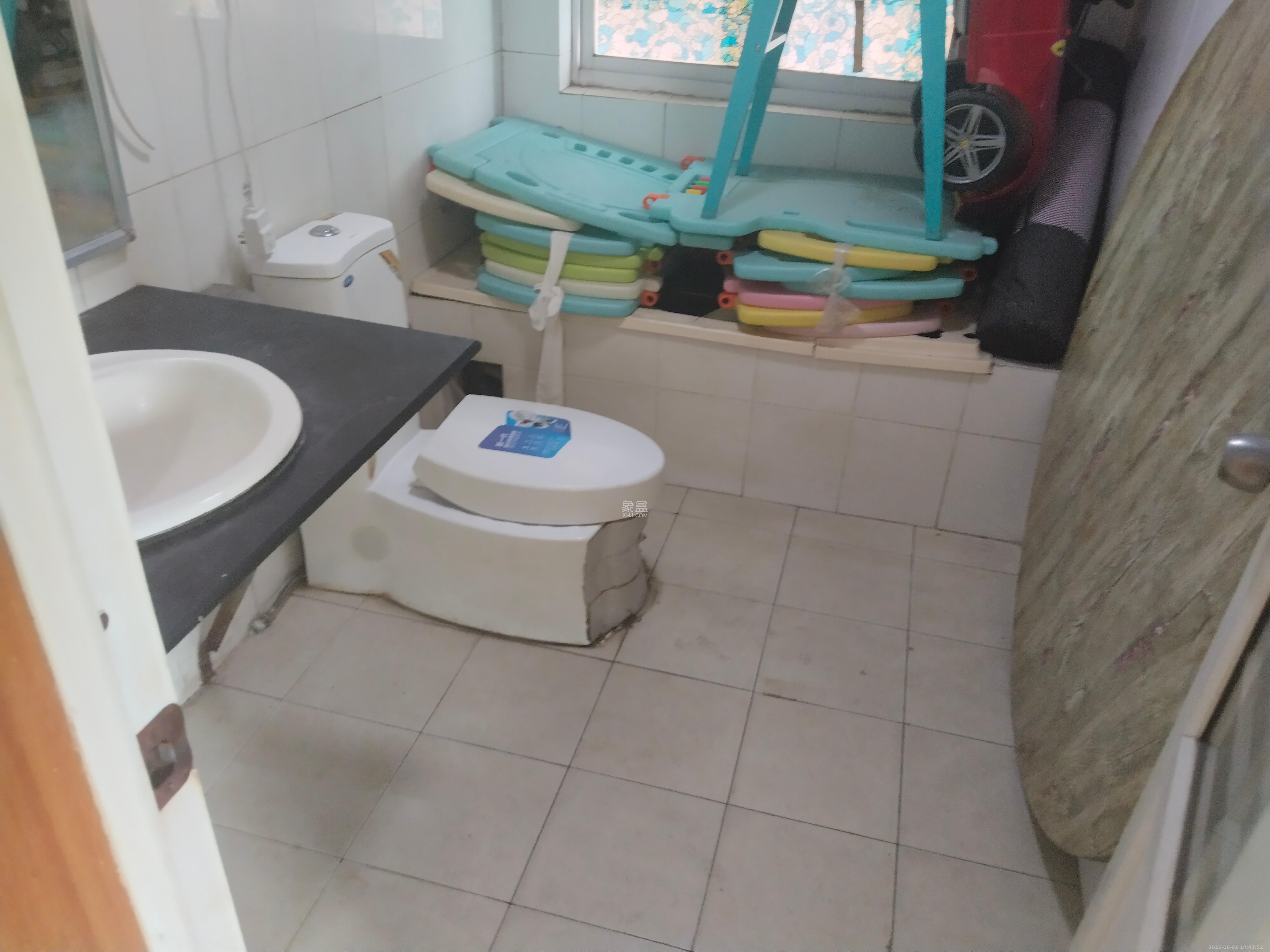 兴威名座 3室2厅2卫 3800.0元/月 兴威名座 3室2厅2卫 3800.0元/月室内图