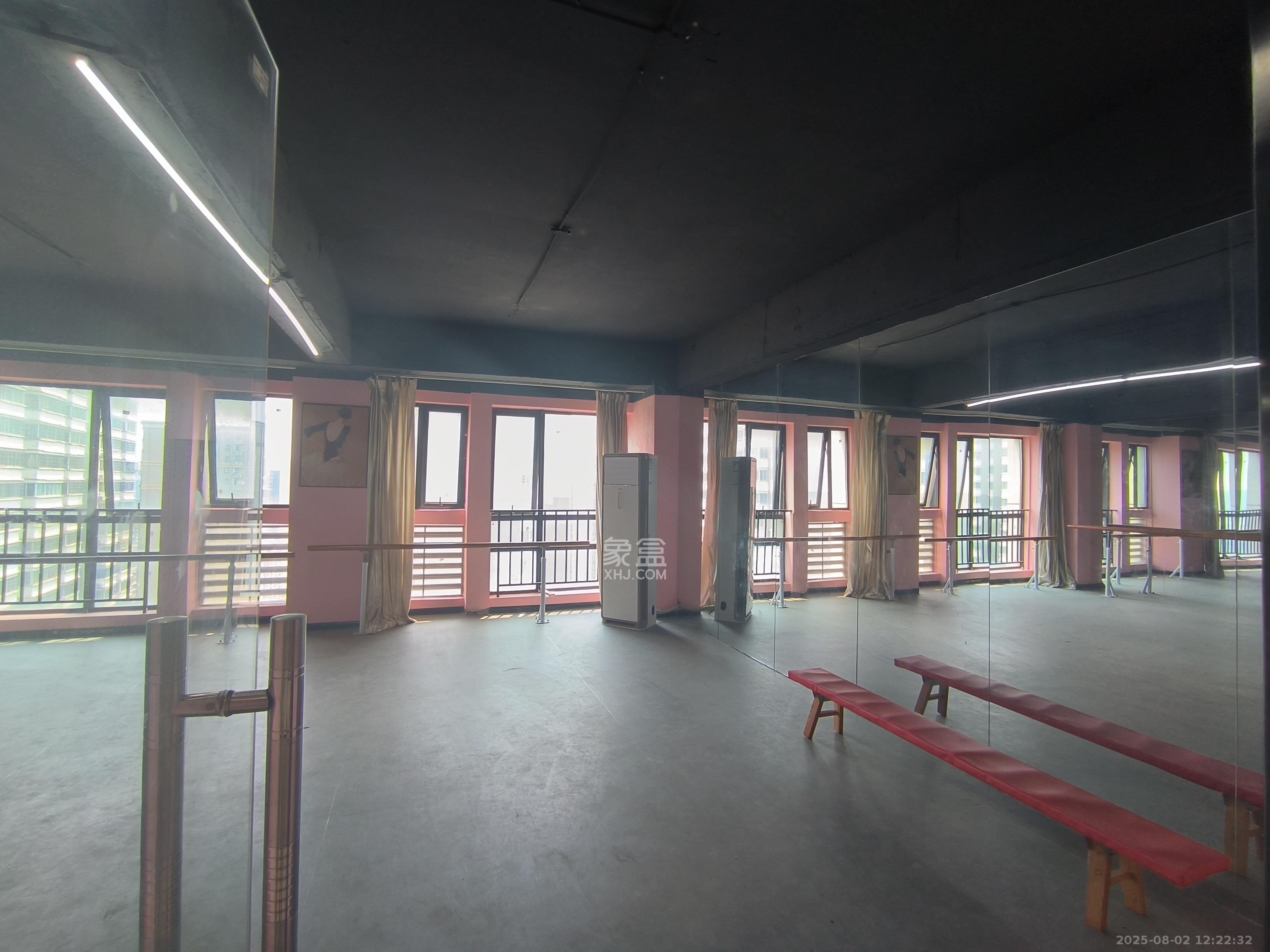 博雅例外  1室1厅1卫    7200.0元/月 博雅例外  1室1厅1卫    7200.0元/月室内图