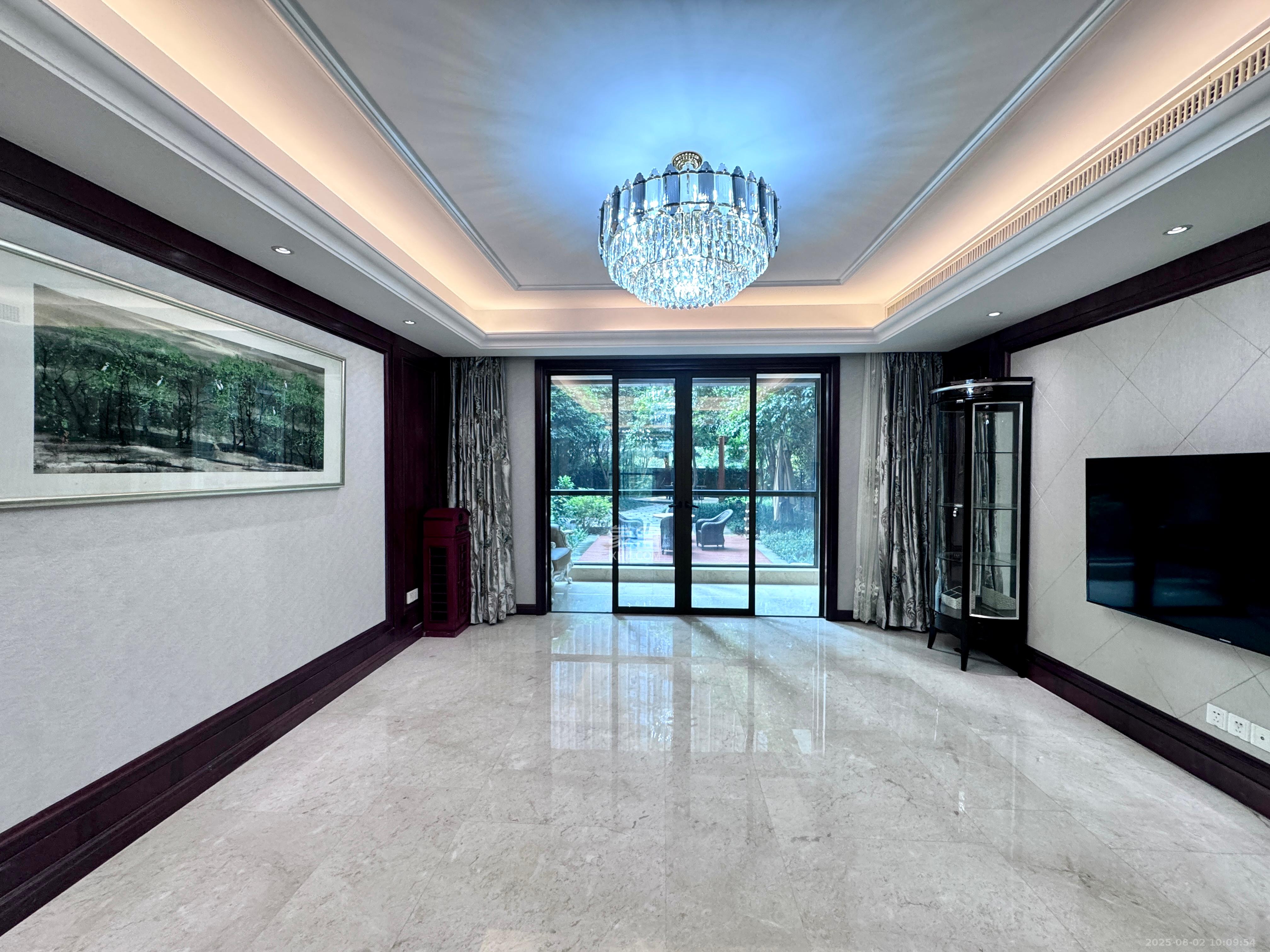 运达中央广场一、二期 3室2厅3卫 20000.0元/月 运达中央广场一、二期 3室2厅3卫 20000.0元/月室内图