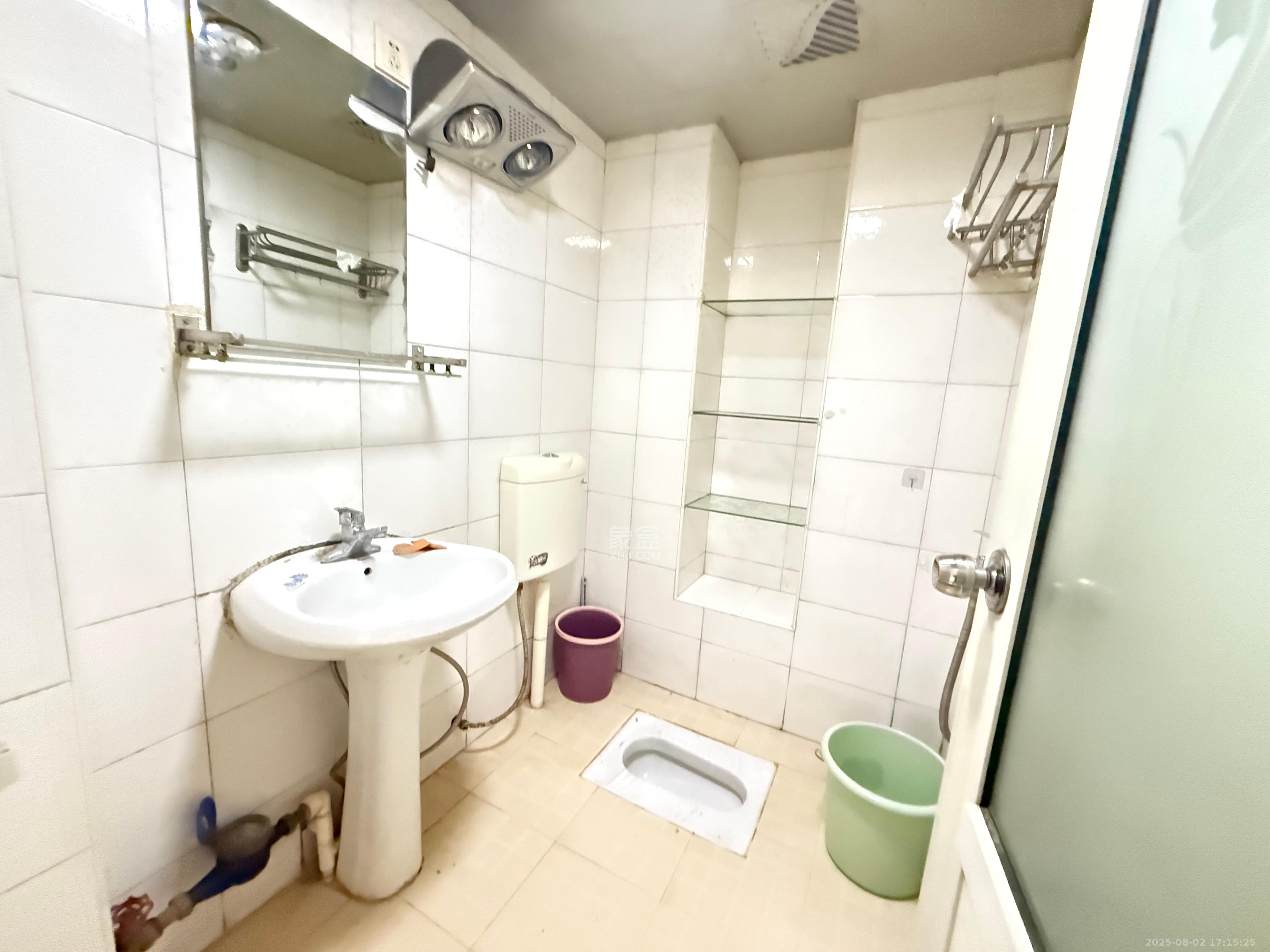 亚商国际 1室1厅1卫 1250.0元/月 亚商国际 1室1厅1卫 1250.0元/月室内图