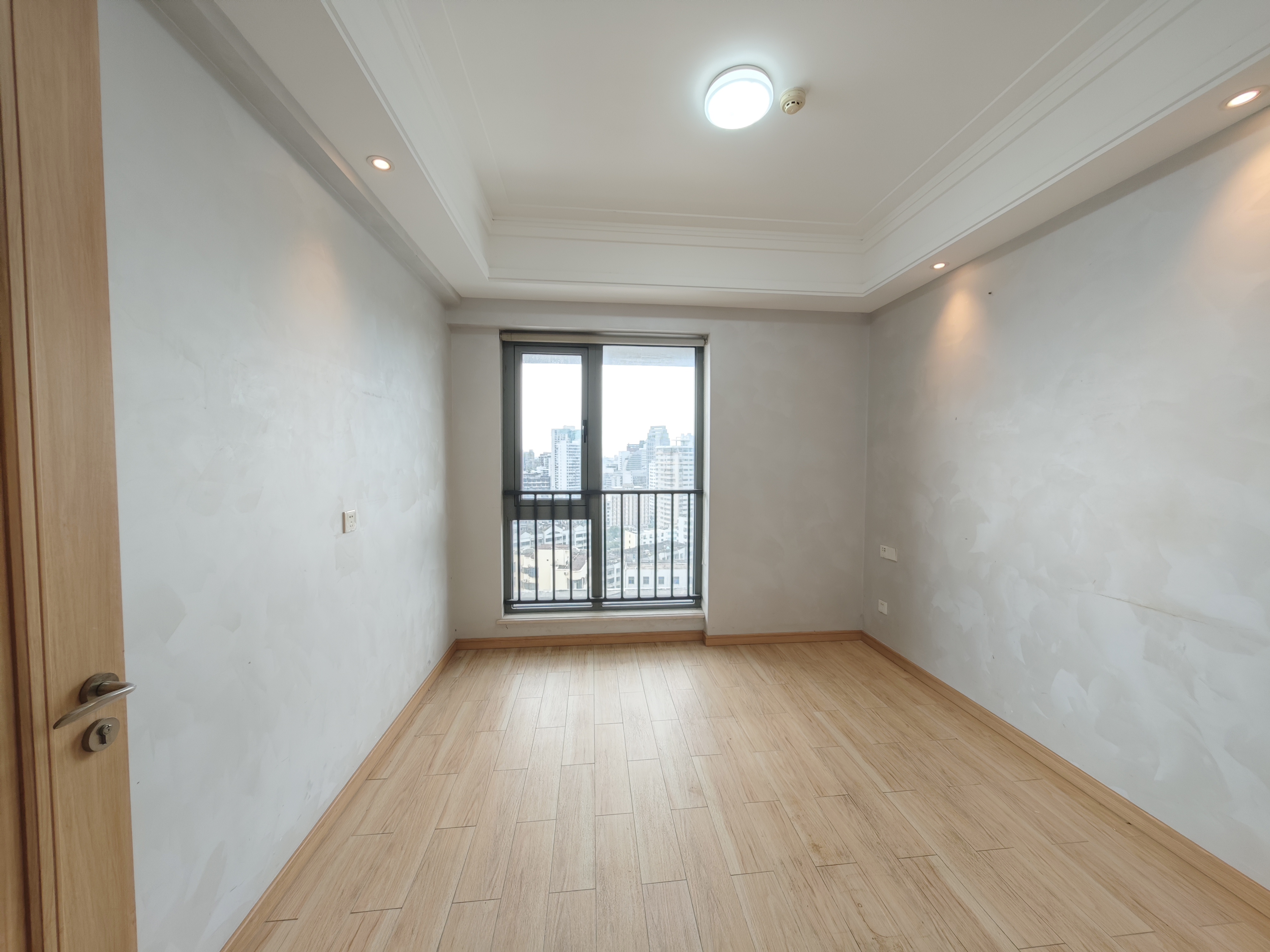 龙兴公馆  3室2厅1卫    5000.0元/月室内图