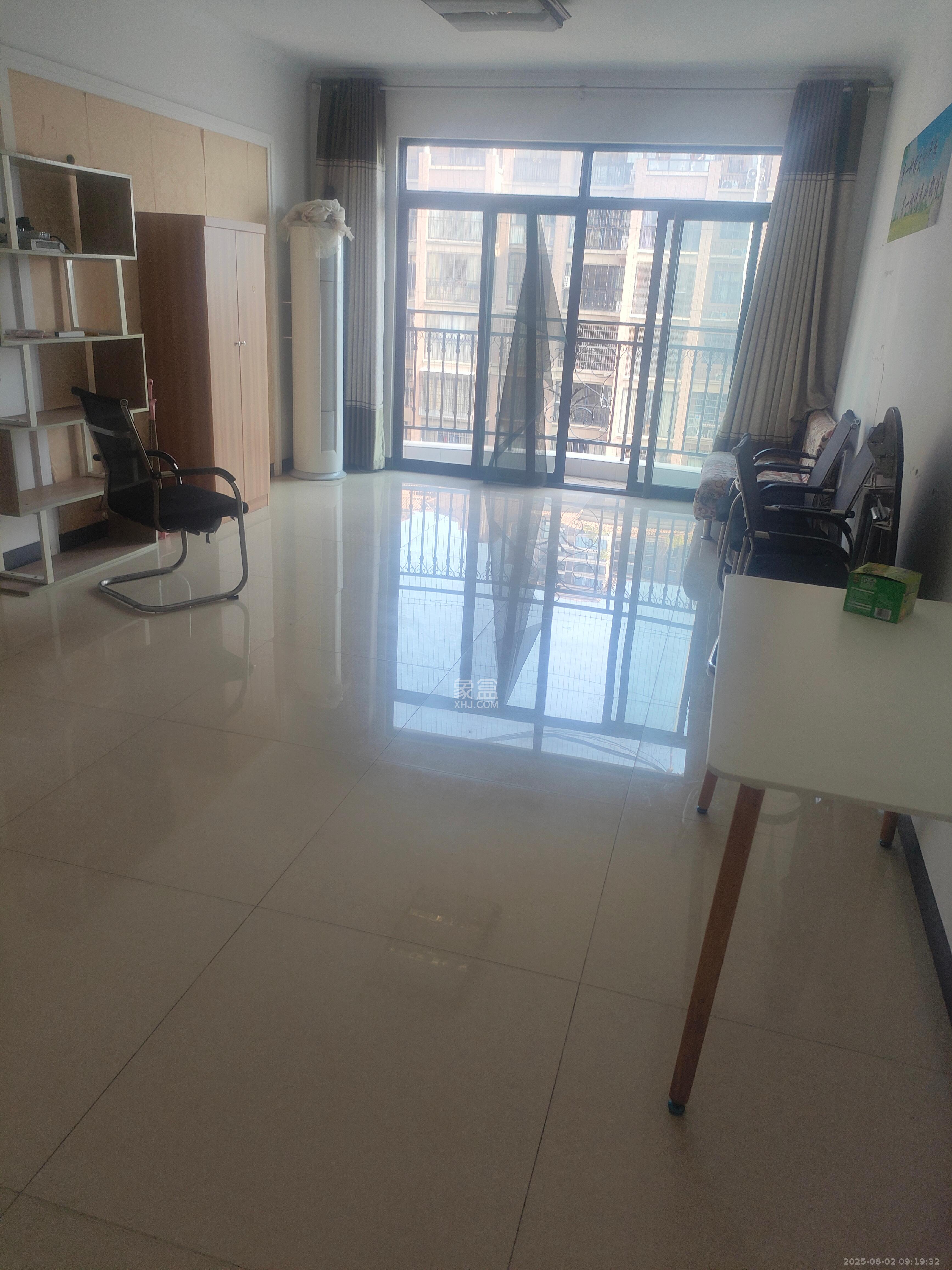 康桥长郡 4室2厅2卫 2500.0元/月 康桥长郡 4室2厅2卫 2500.0元/月室内图